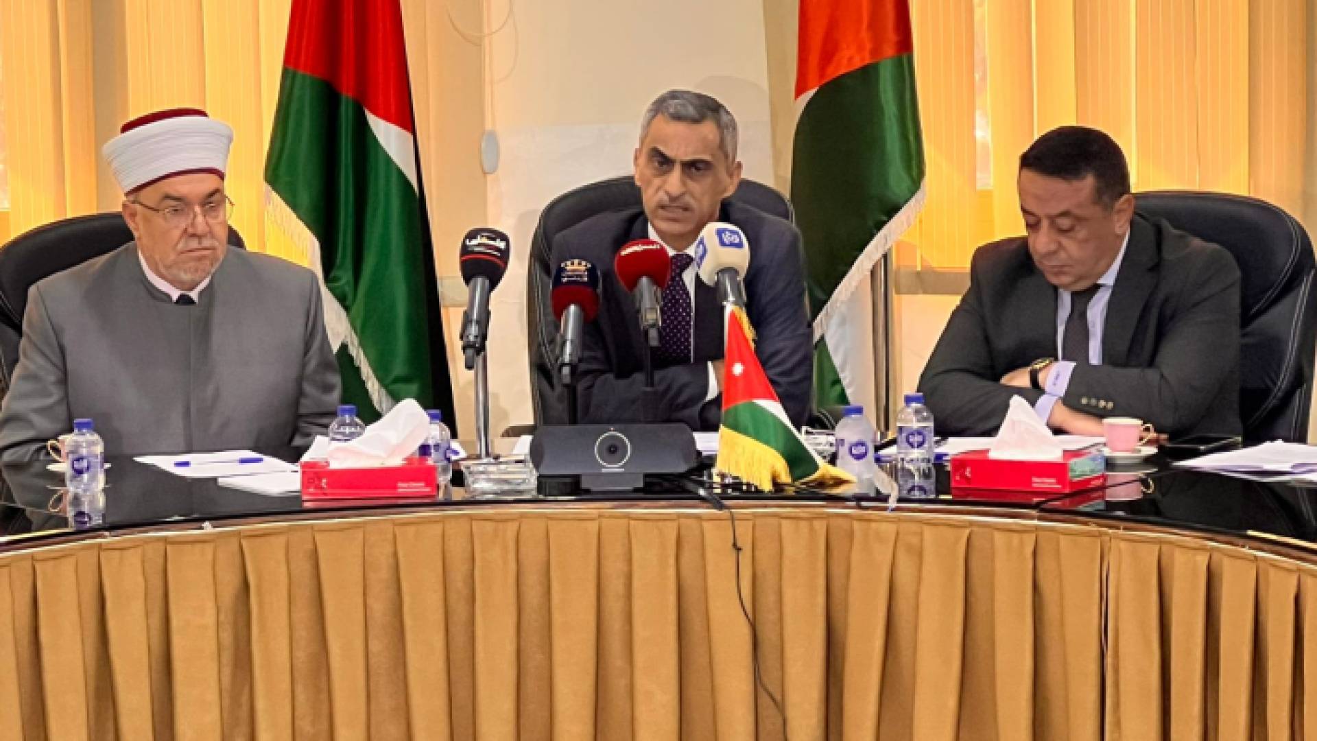 جانب من المؤتمر الصحفي