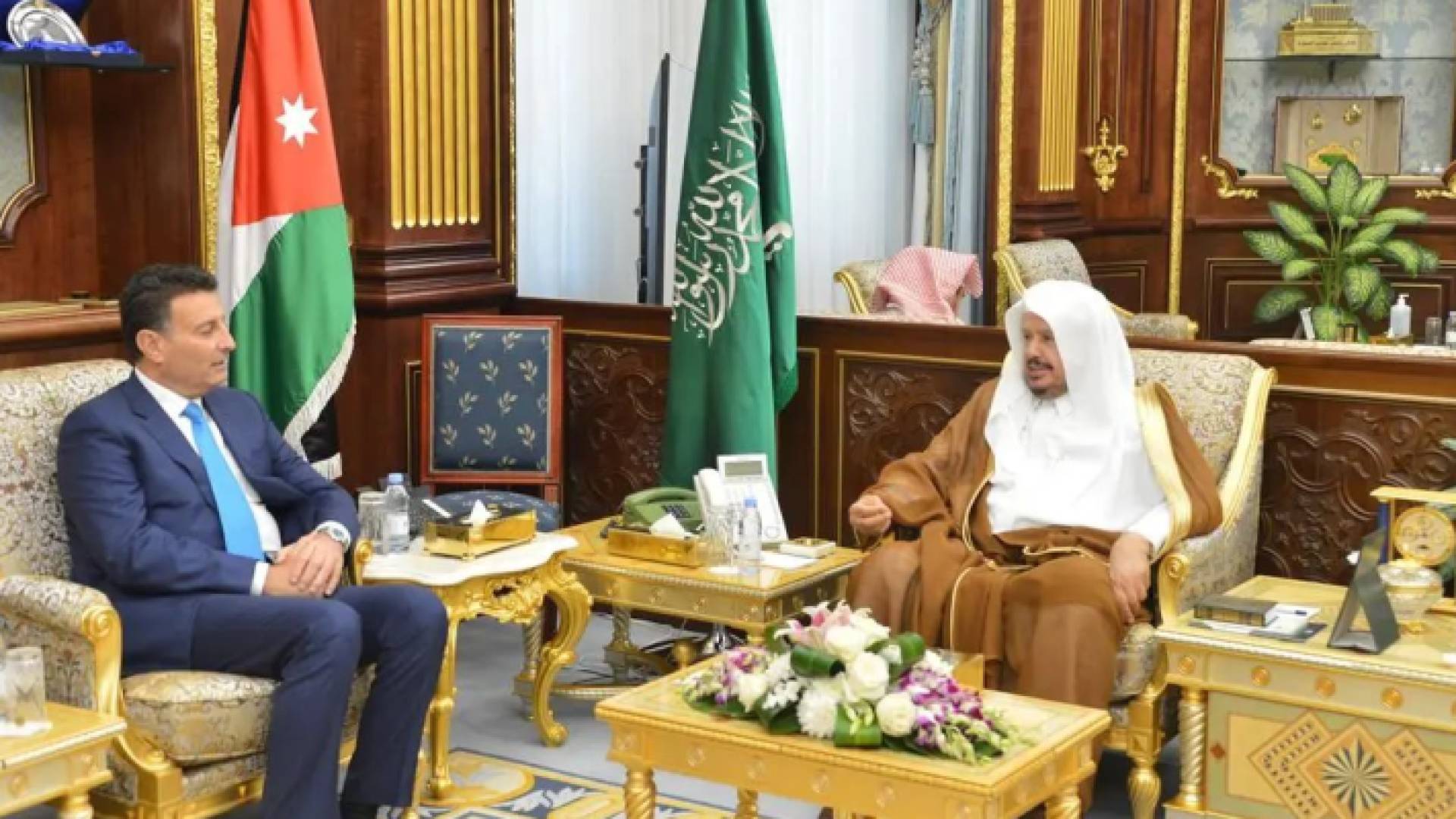 رئيس مجلس النواب أحمد الصفدي ورئيس مجلس الشورى السعودي