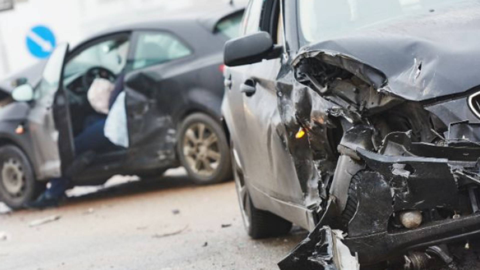 حادث تصادم "تعبيرية"