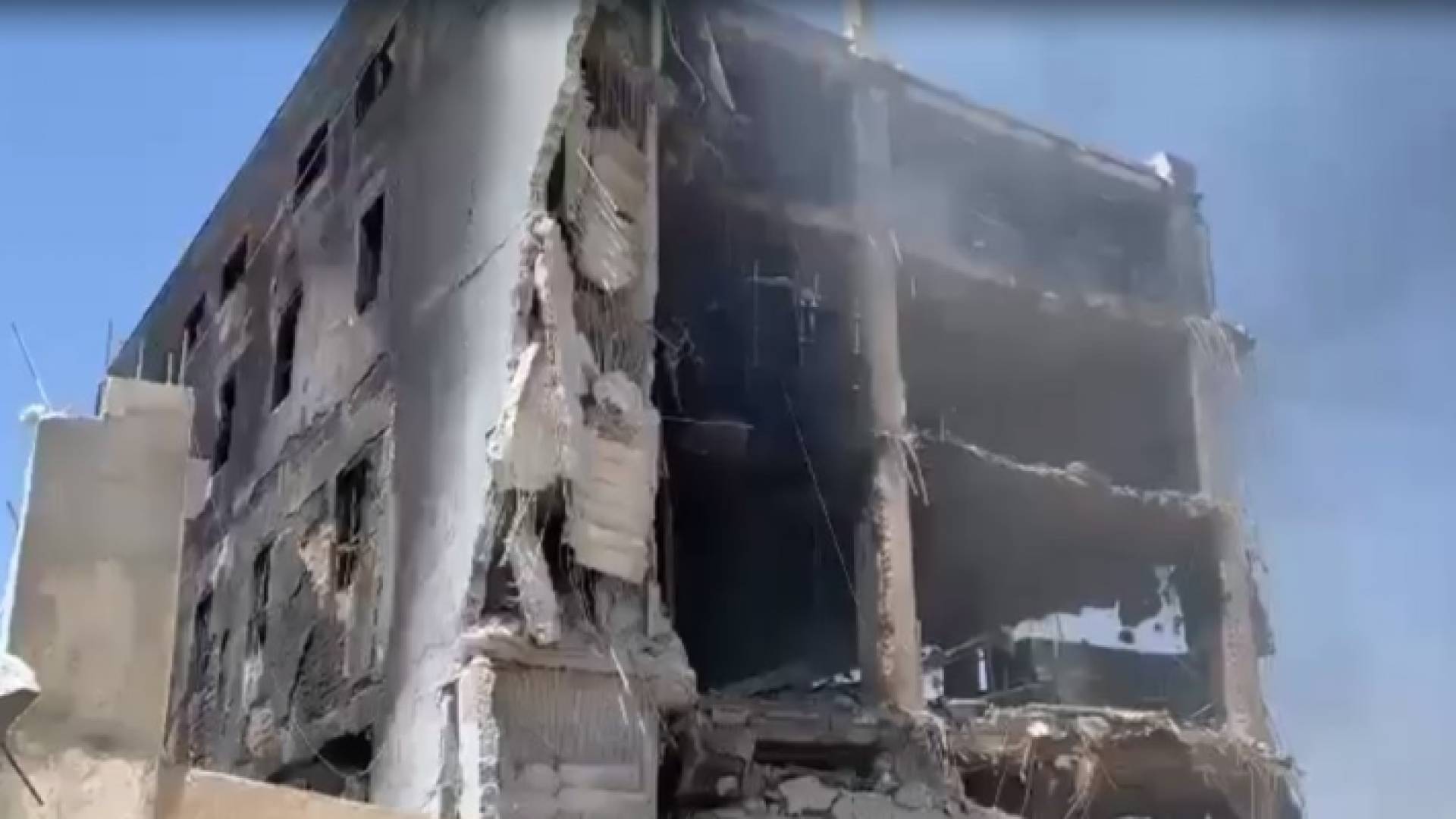صورة مبنى مصنع الاسفنج