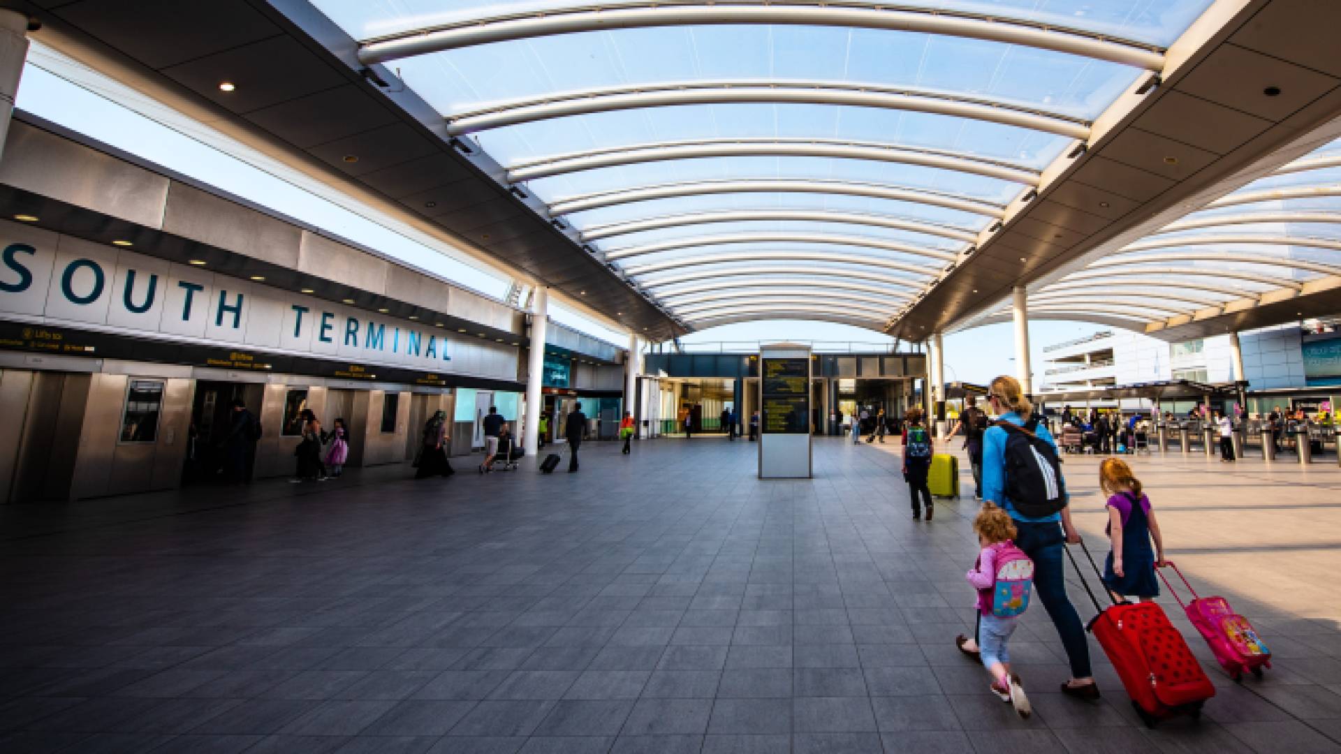 مطار غات ويك في بريطانيا