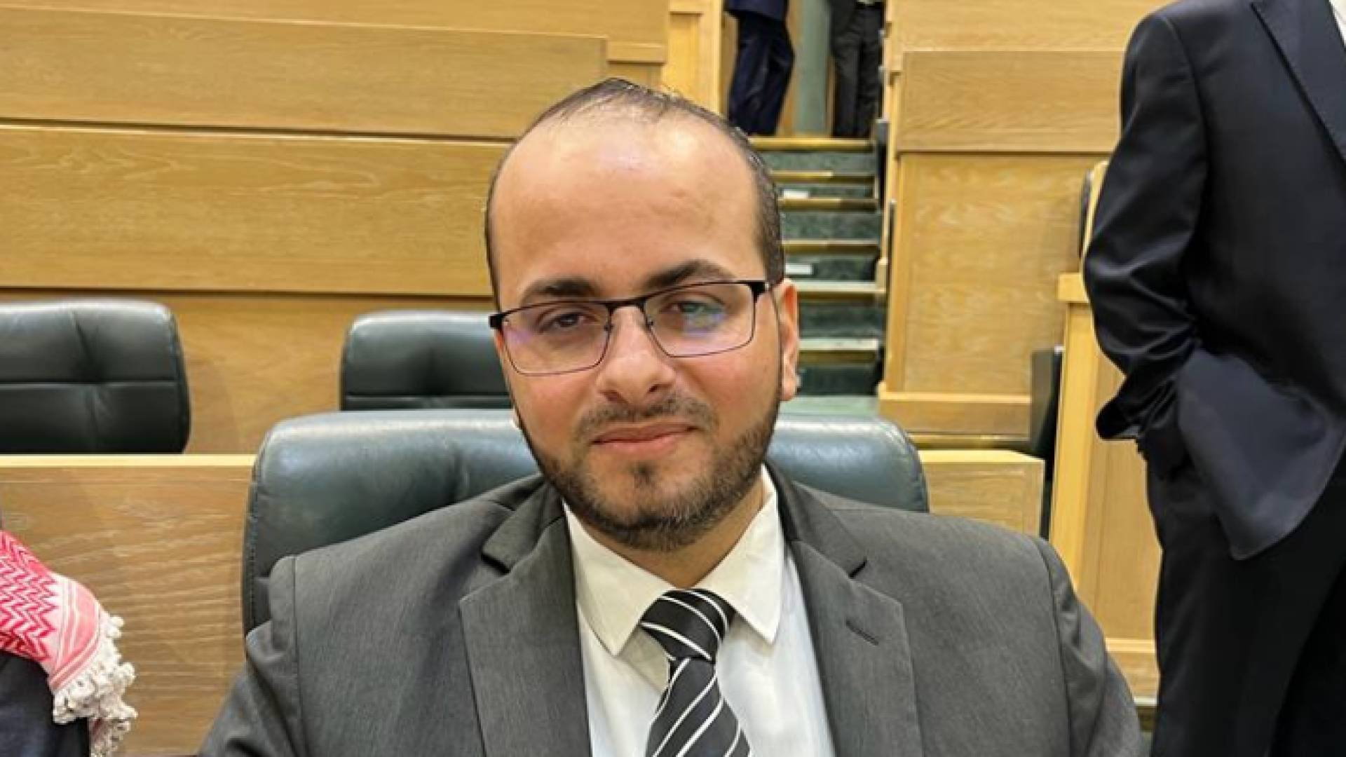 النائب حسن الرياطي