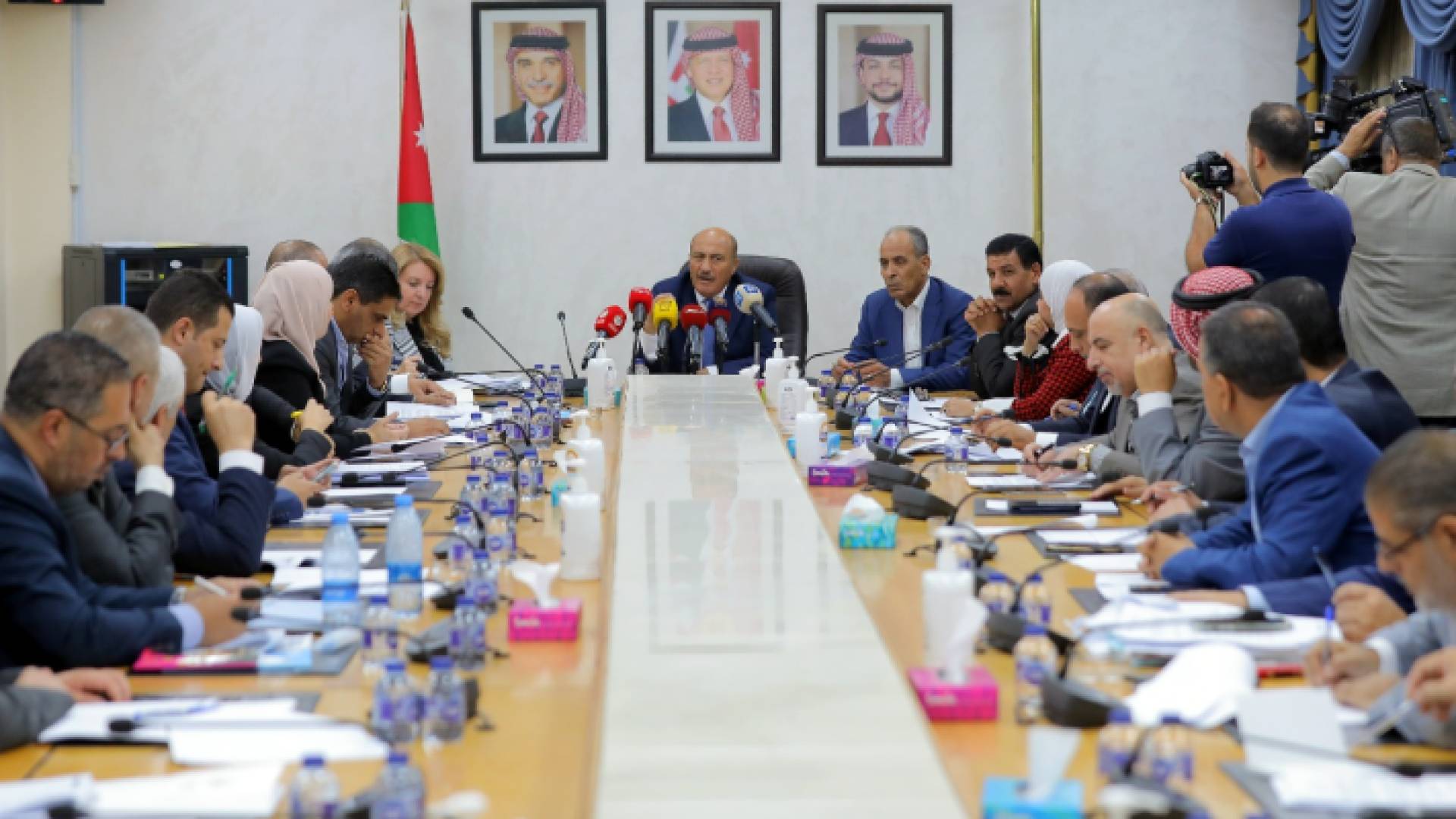 اجتماع اللجنة النيابية القانونية مع نقابتي الصحفيين والمحامين