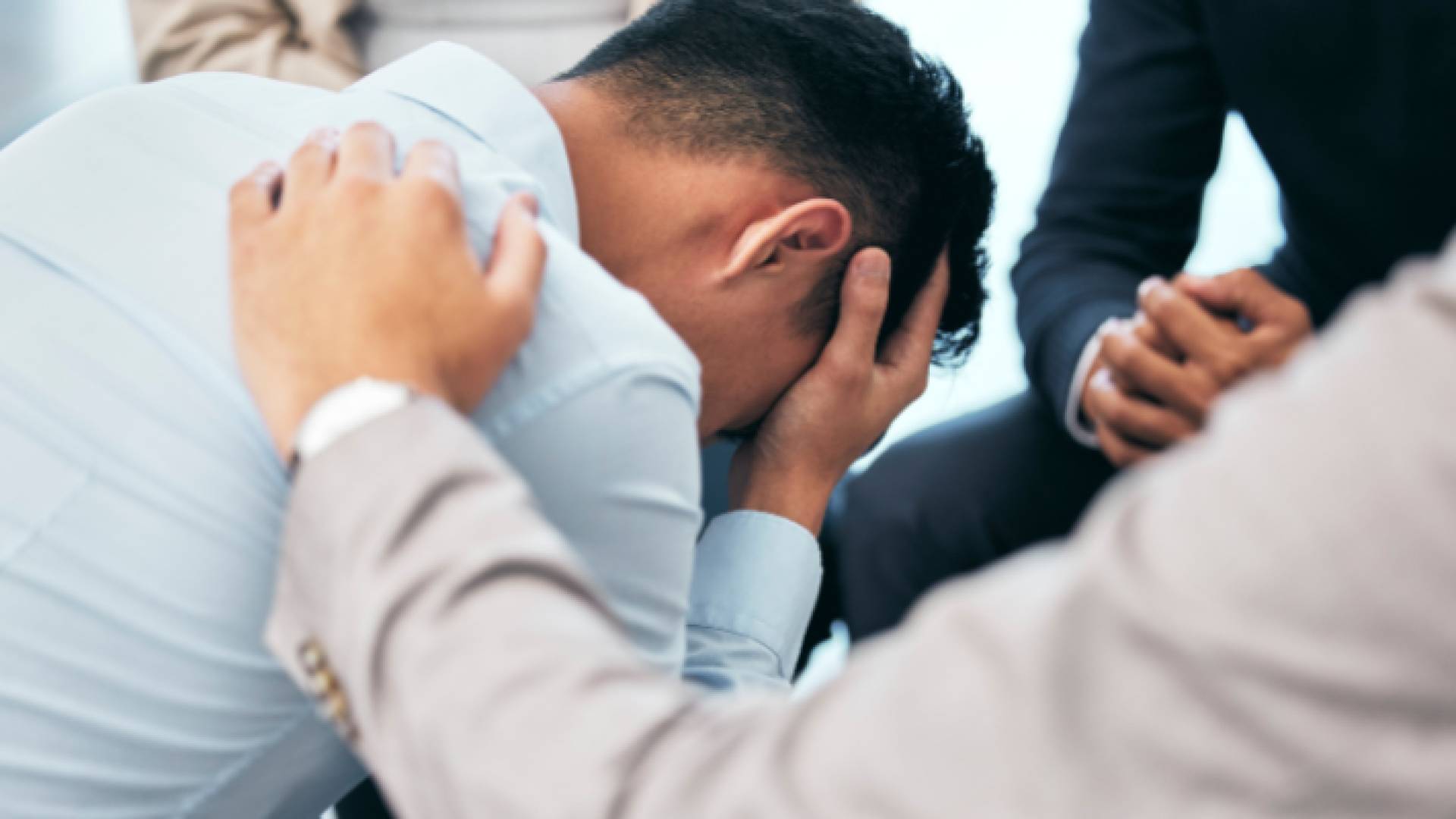 صورة تعبيرية لشخص يعاني من اضطرابات نفسية