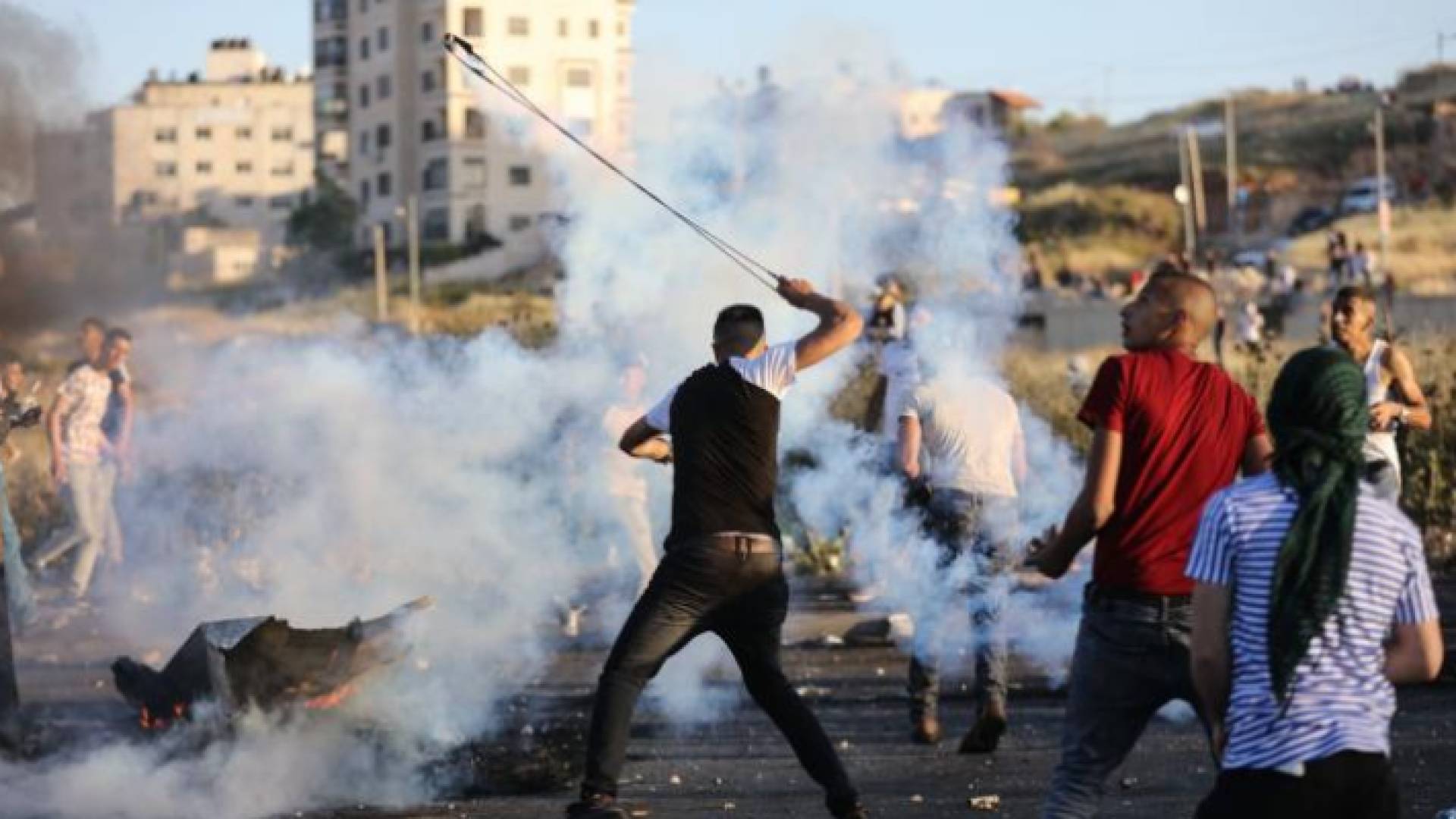 مواجهات بين فلسطينيين مع قوات الاحتلال