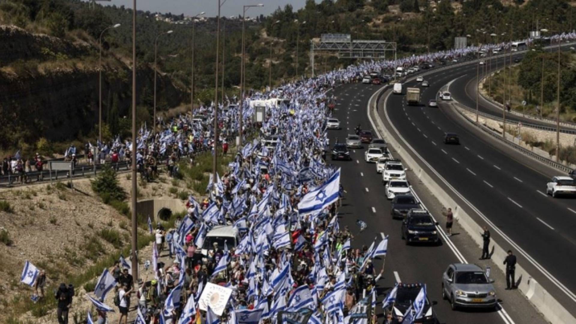 جانب من التظاهرات