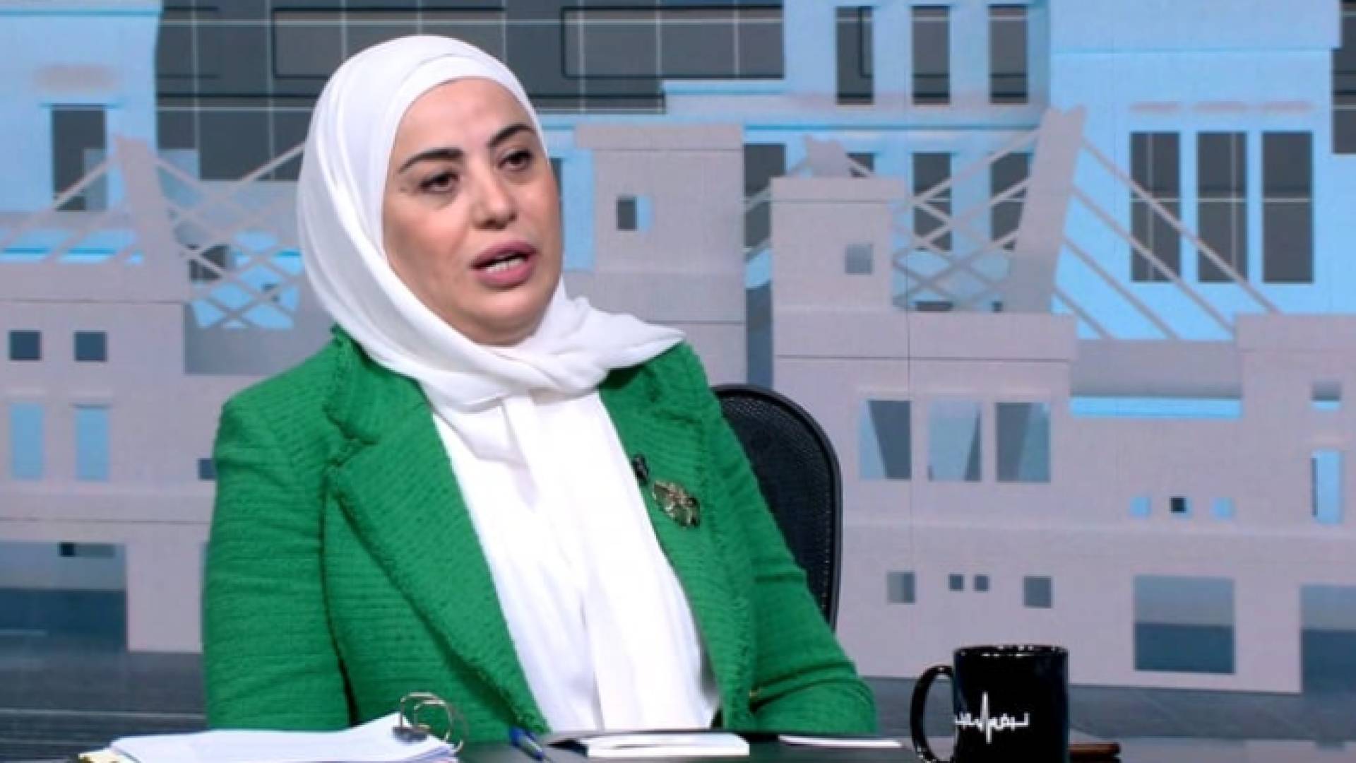 وزيرة التنمية الاجتماعية وفاء بني مصطفى