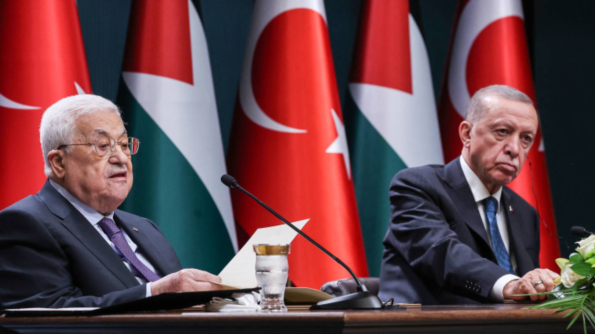 عباس وأردوغان