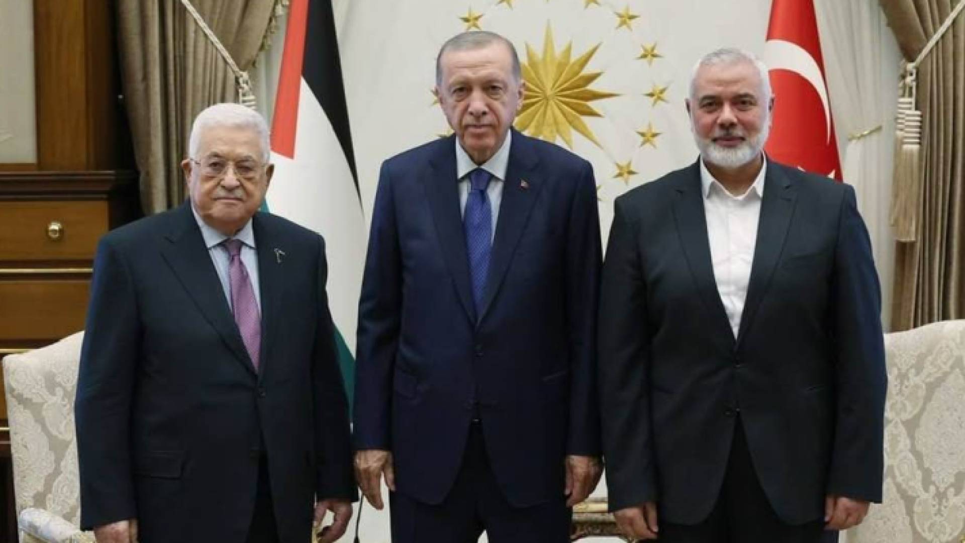 خلال اللقاء الثلاثي في أنقرة