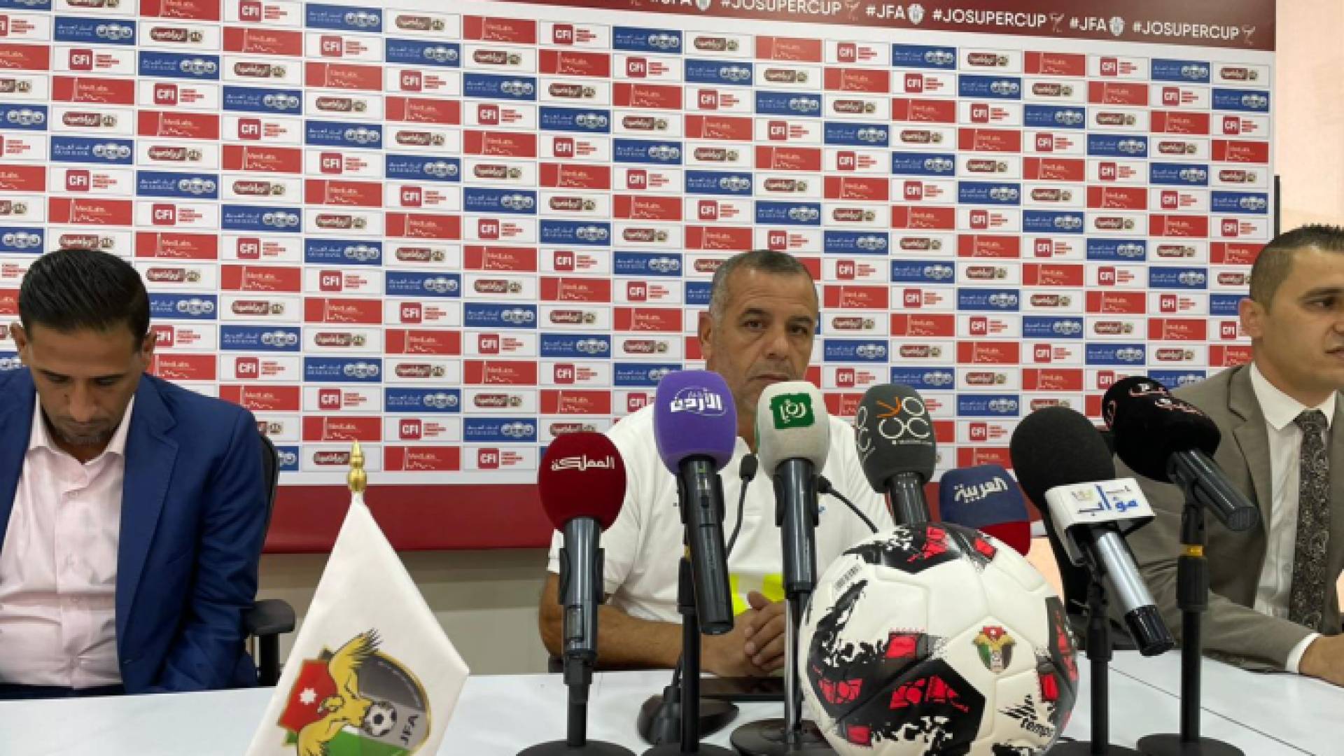 من المؤتمر الصحفي