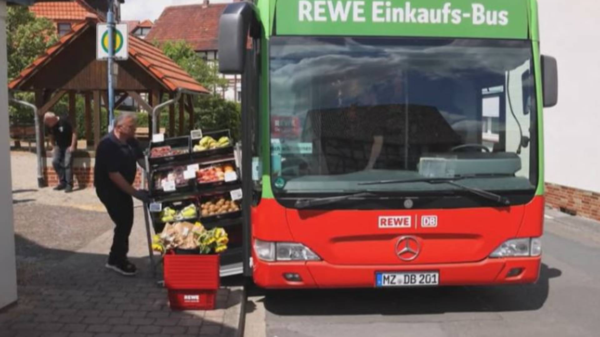 الحافلة المتنقلة