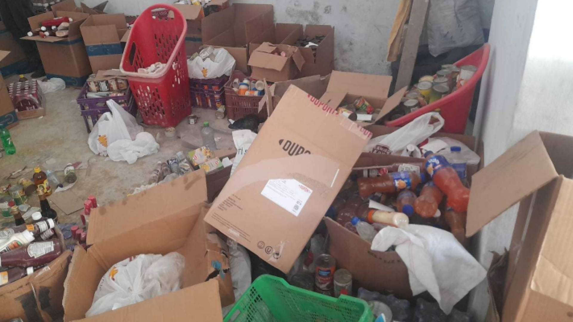 مواد غذائية متلفة -تعبيرية