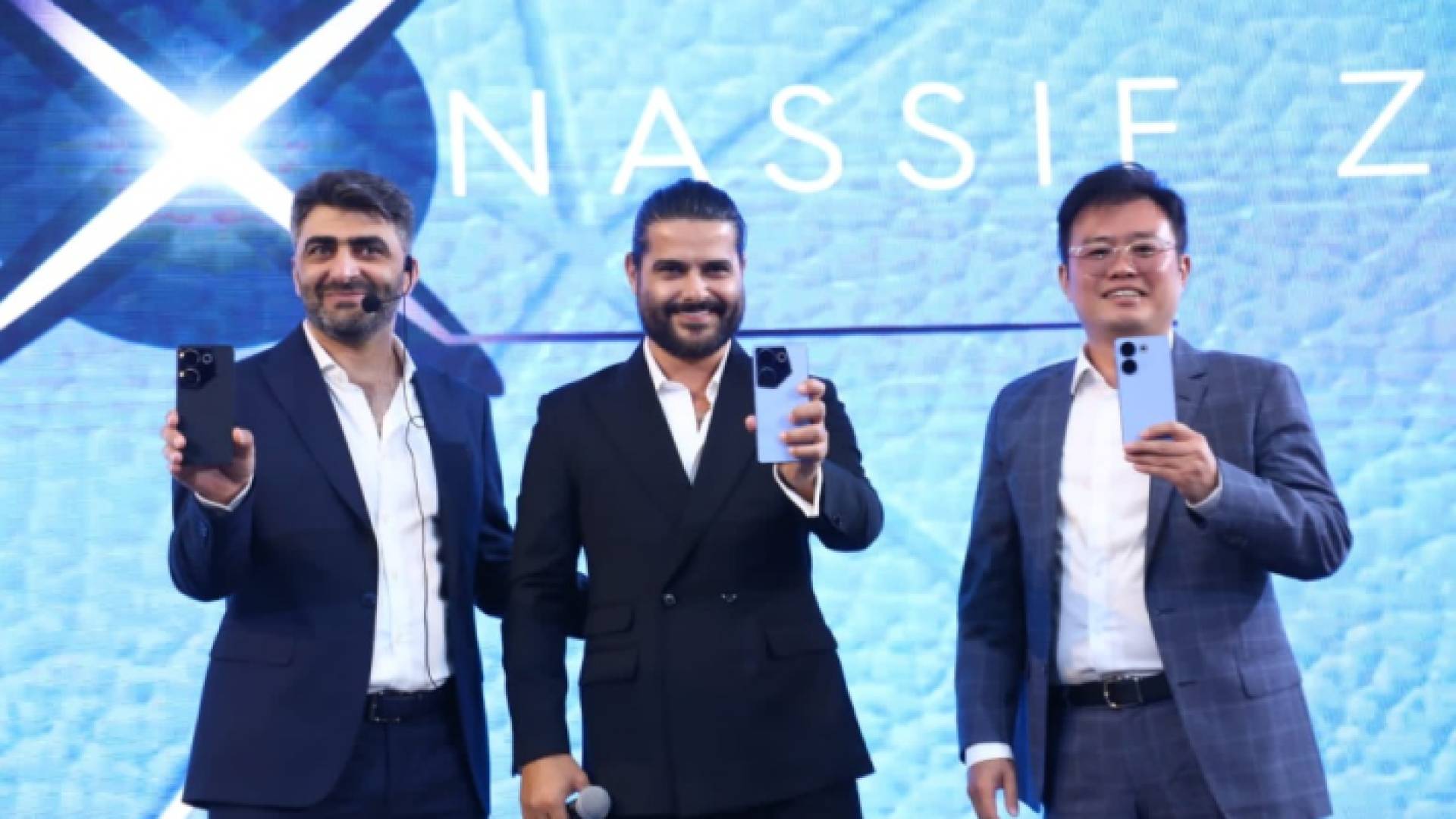 ناصيف زيتون سفيرا لعلامة TECNO التجارية وسلسلة CAMON 20 إلى الأسواق