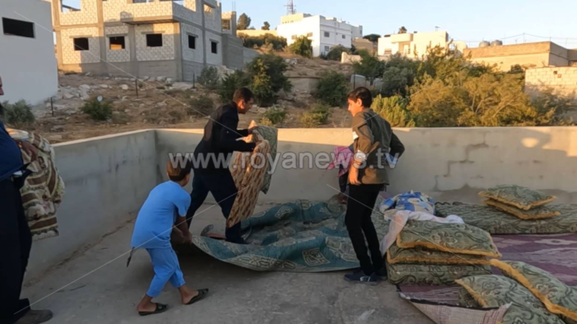 النوم على الأسطح