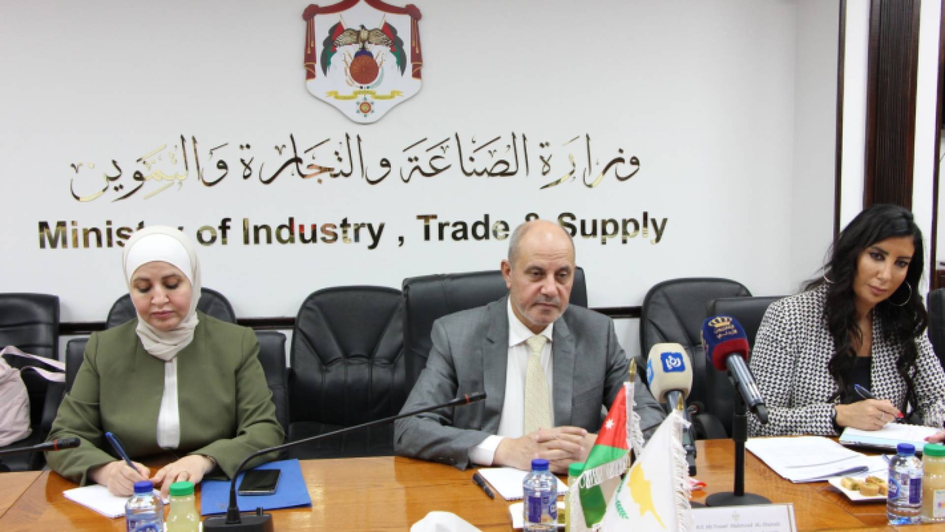 مباحثات أردنية قبرصية