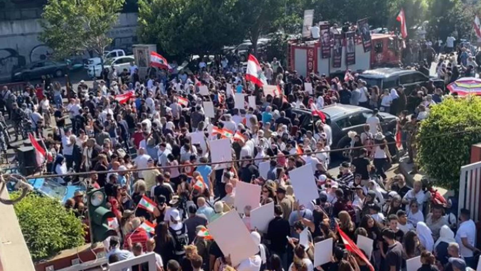 مسيرة حاشدة في لبنان بالذكرى الثالثة لانفجار مرفأ بيروت