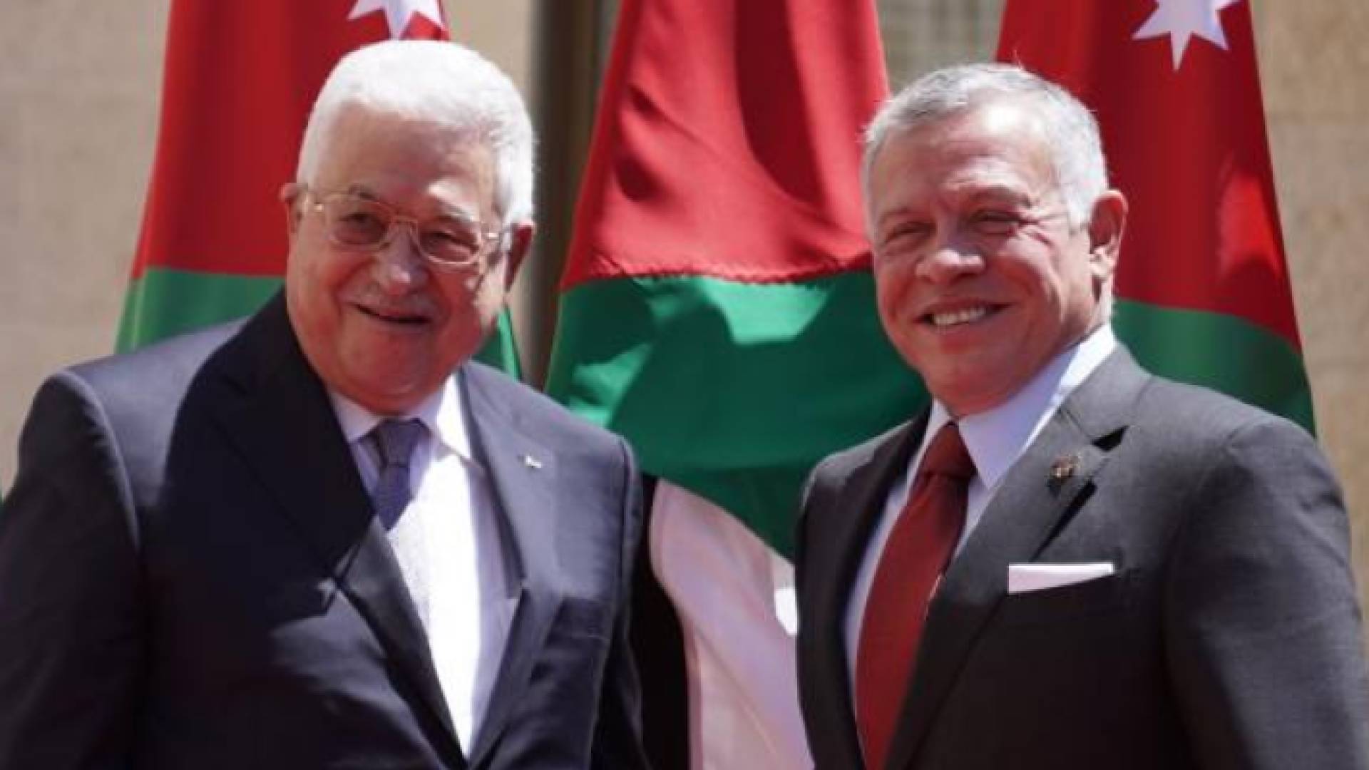 صورة أرشيفية للملك عبد الله الثاني والرئيس الفلسطيني محمود عباس