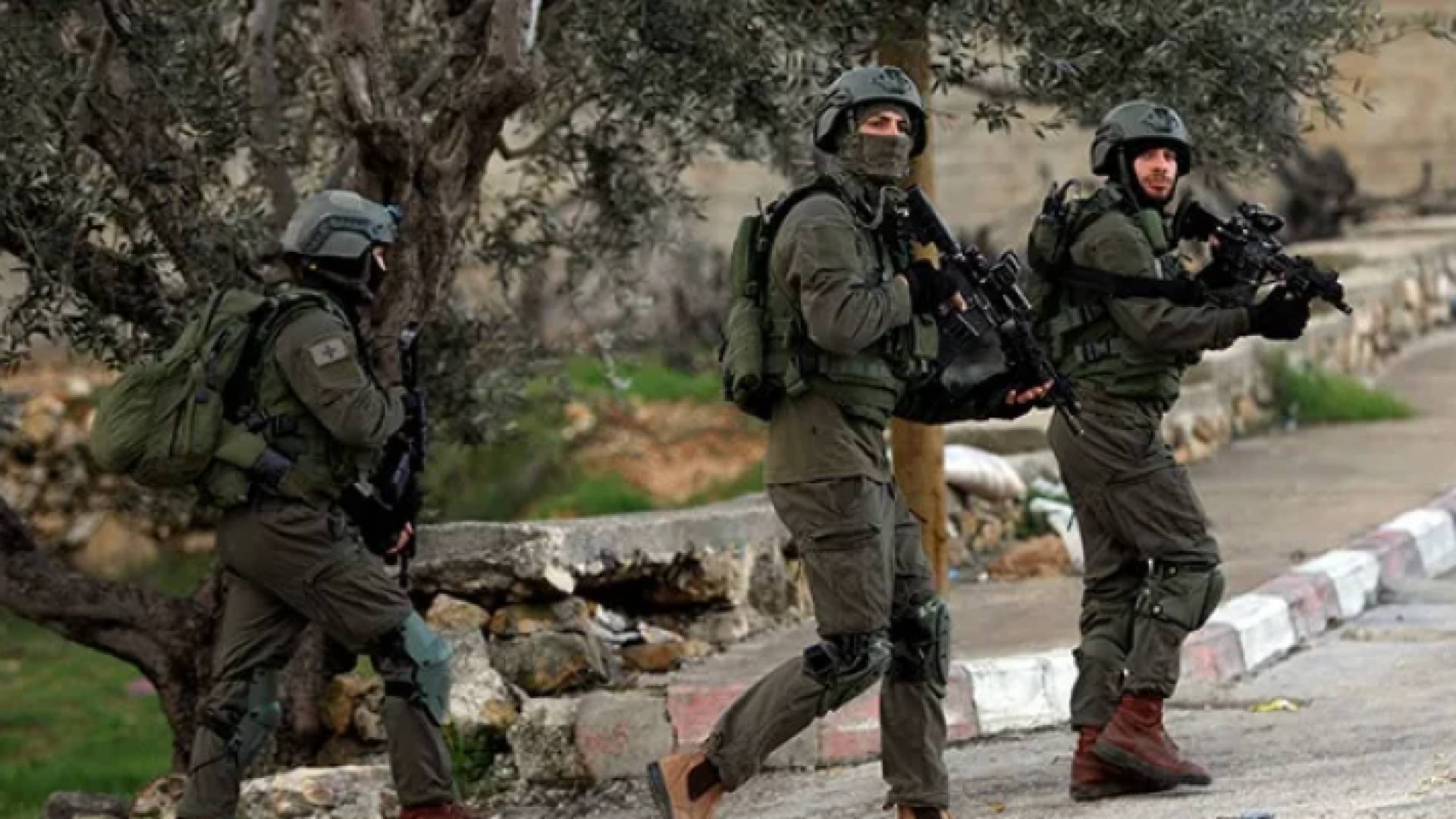 عناصر من جنود الاحتلال