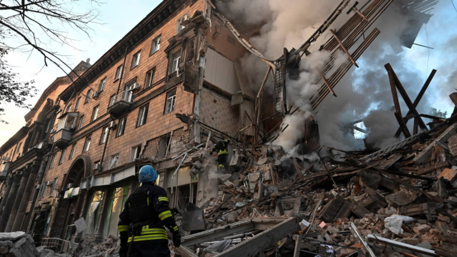 قصف لمنطقة زابوريجيا الأوكرانية