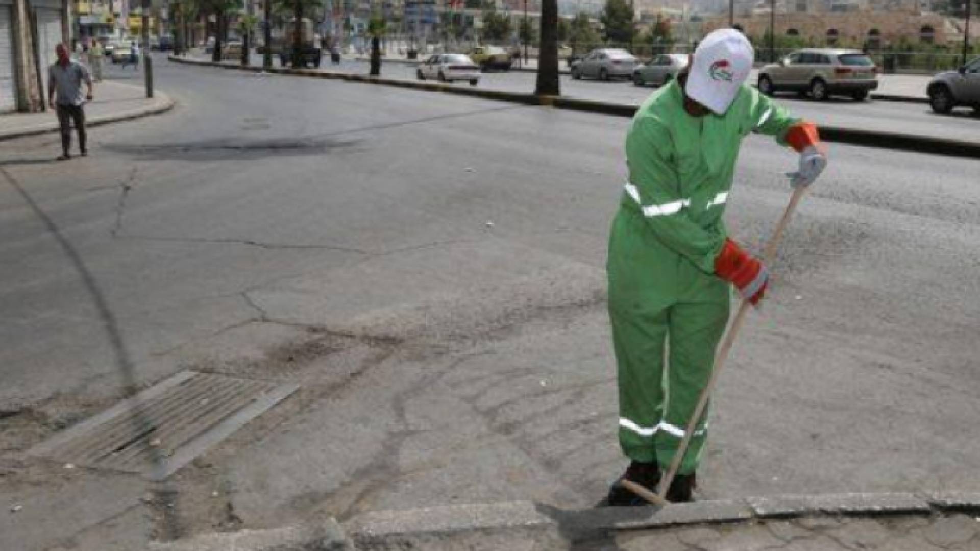 عامل وطن "أرشيفية"