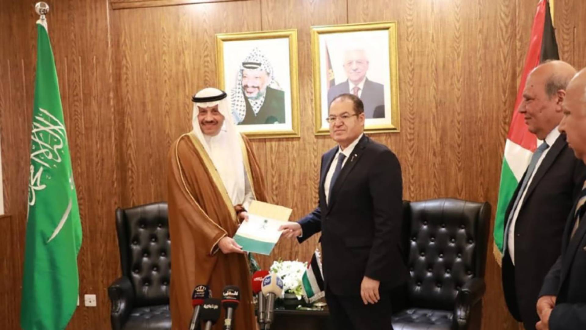 السفير السديري