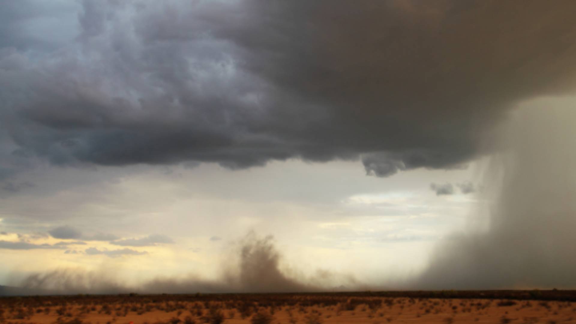 سحب ركامية رعدية - تعبيرية