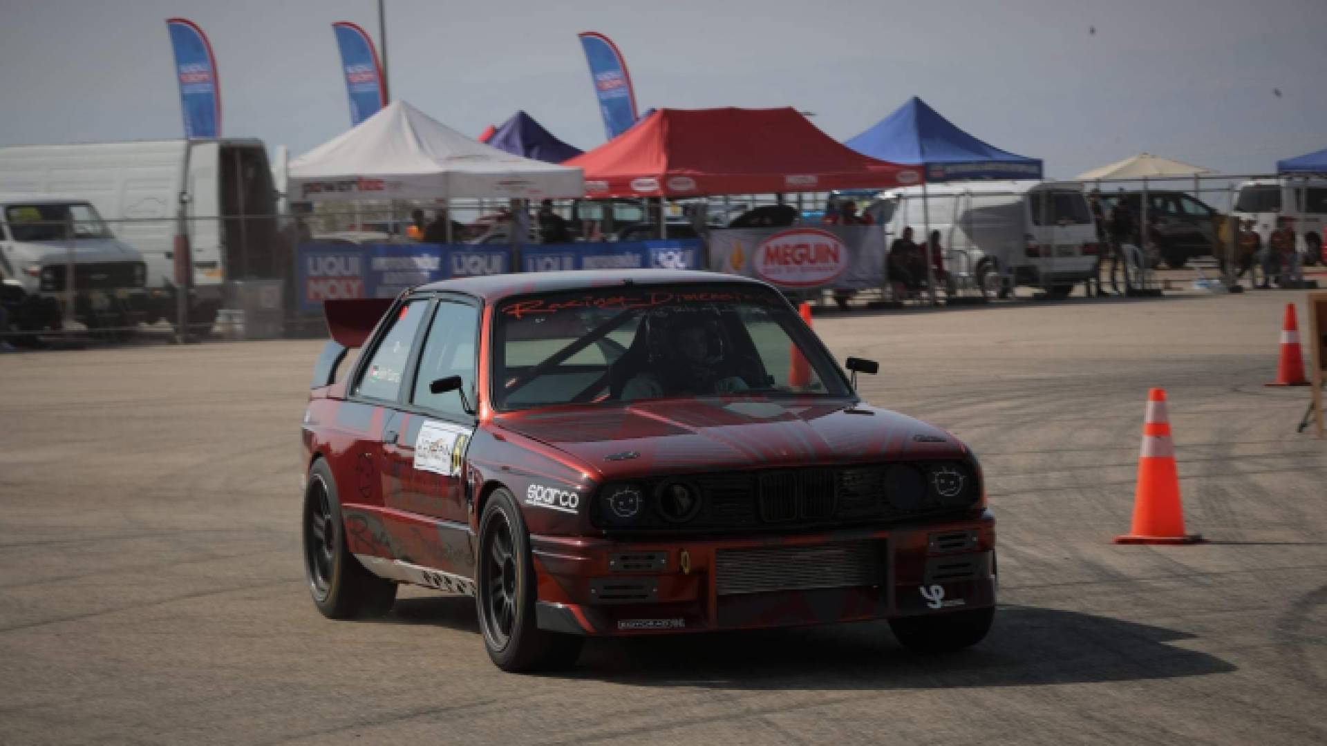 من المنافسات السابقة