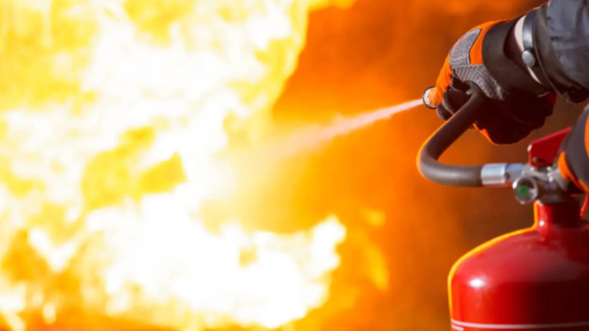 إطفاء حريق "تعبيرية"