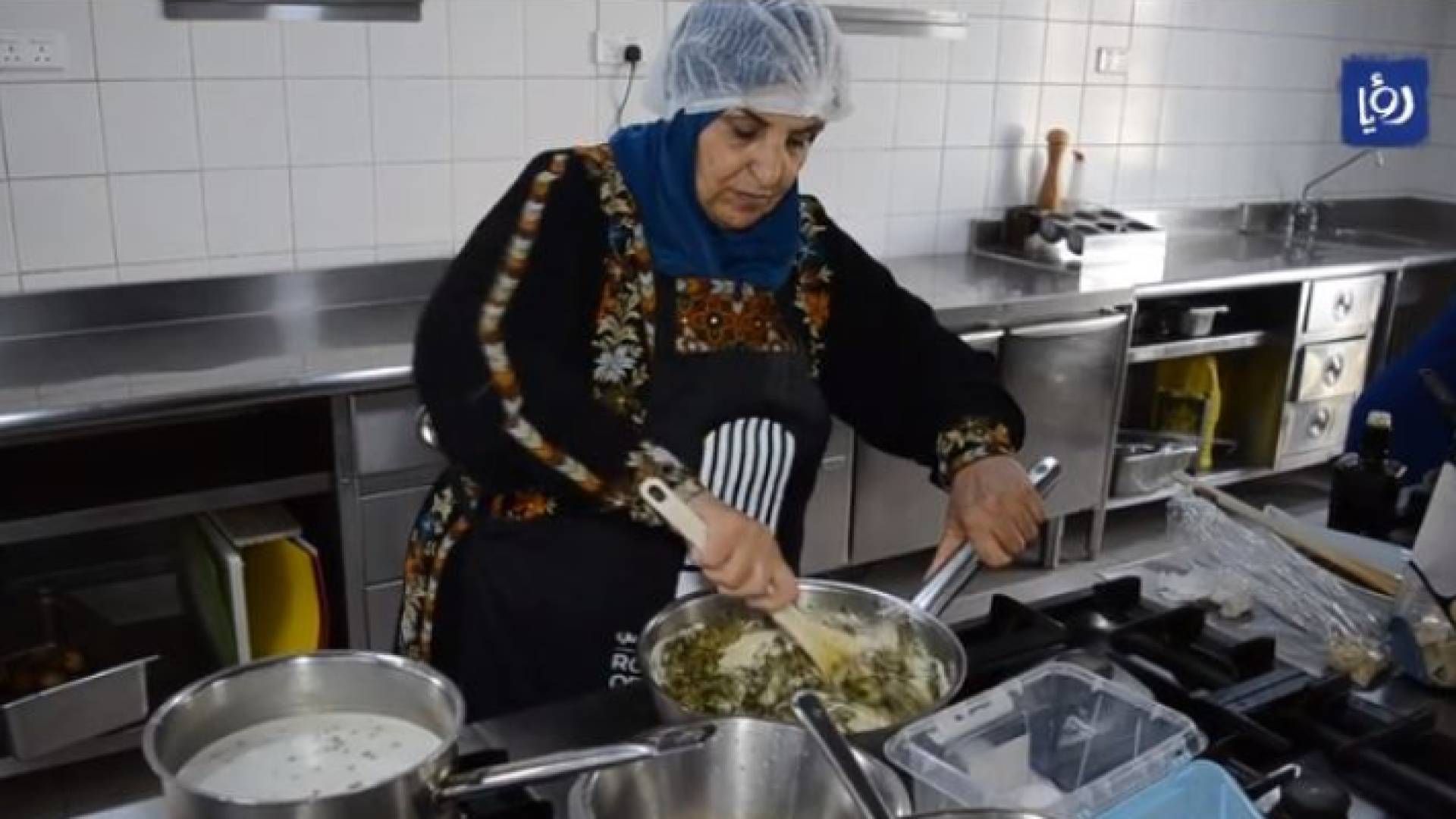 أردنية أثناء مشاركتها في المسابقة