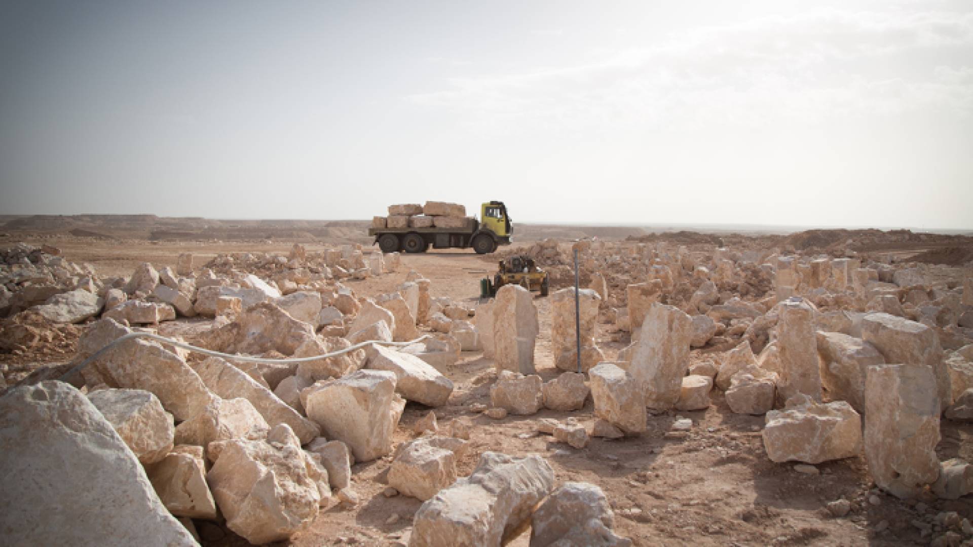 مقالع وكسارات "تعبيرية"