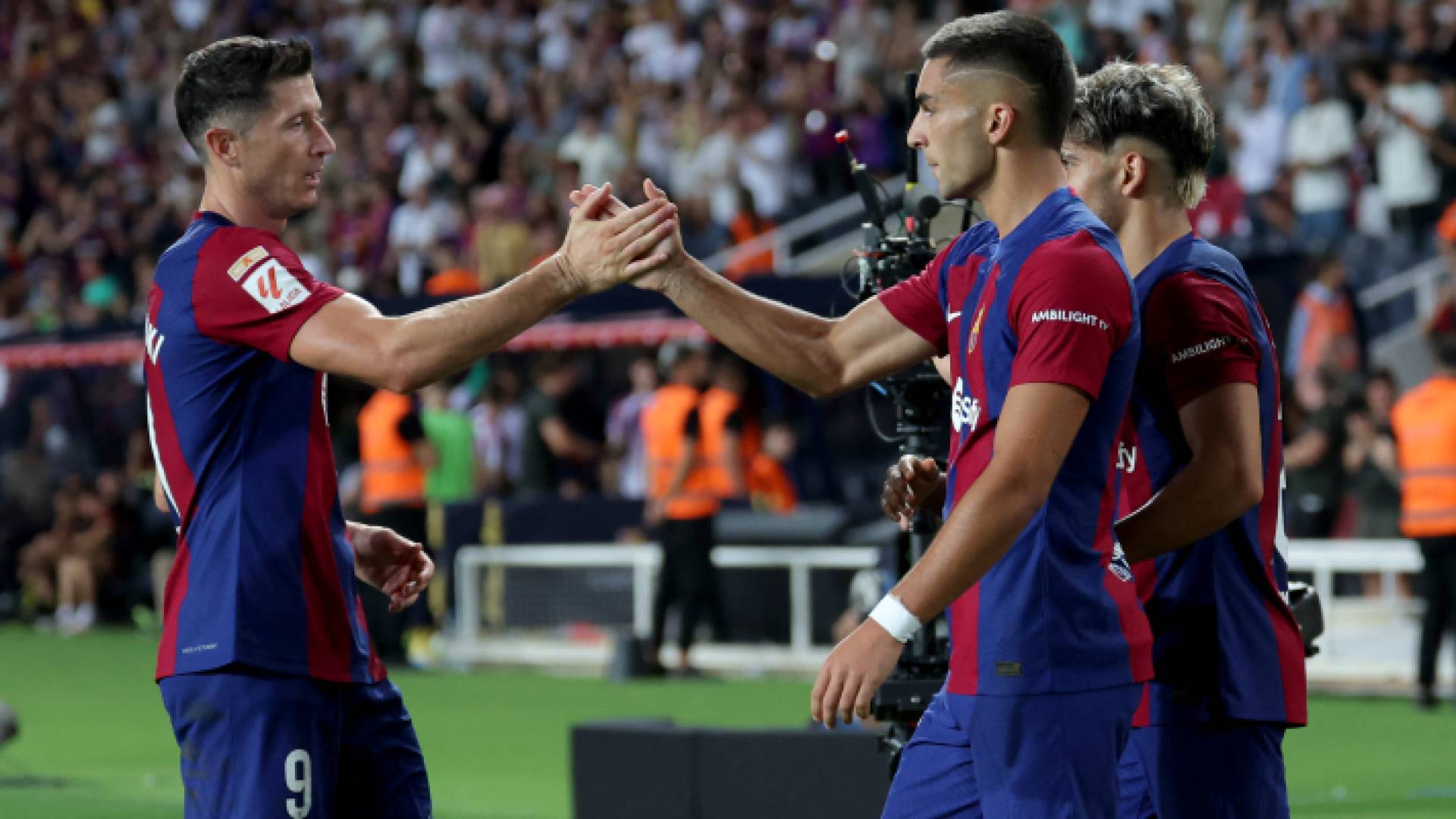 صورة من مباراة برشلونة وقادش