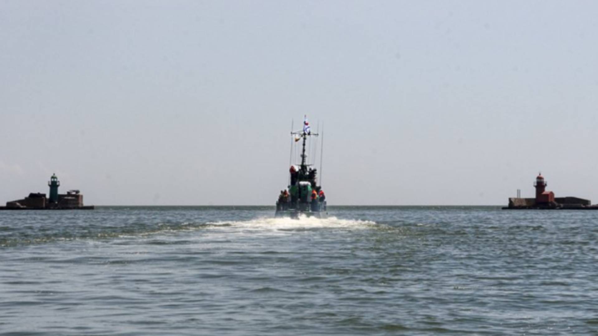 زوارق في البحر الأسود - تعبيرية