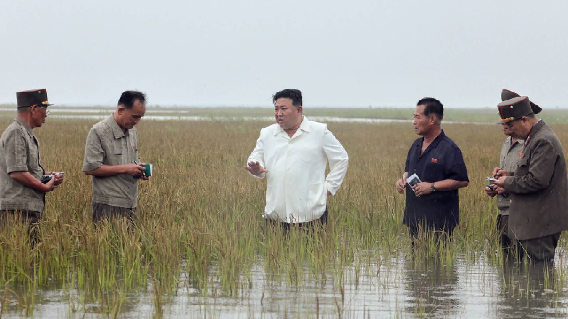 الزعيم الكوري الشمالي كيم جونغ أون