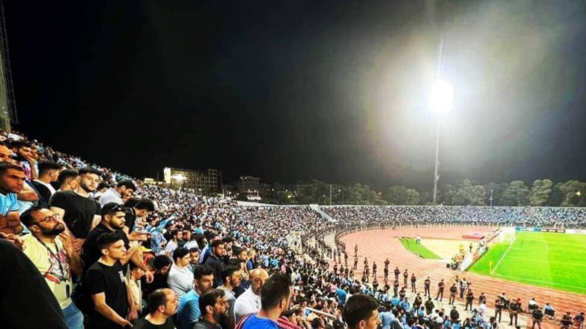 صورة سابقة لجمهور الفيصلي في ستاد عمان