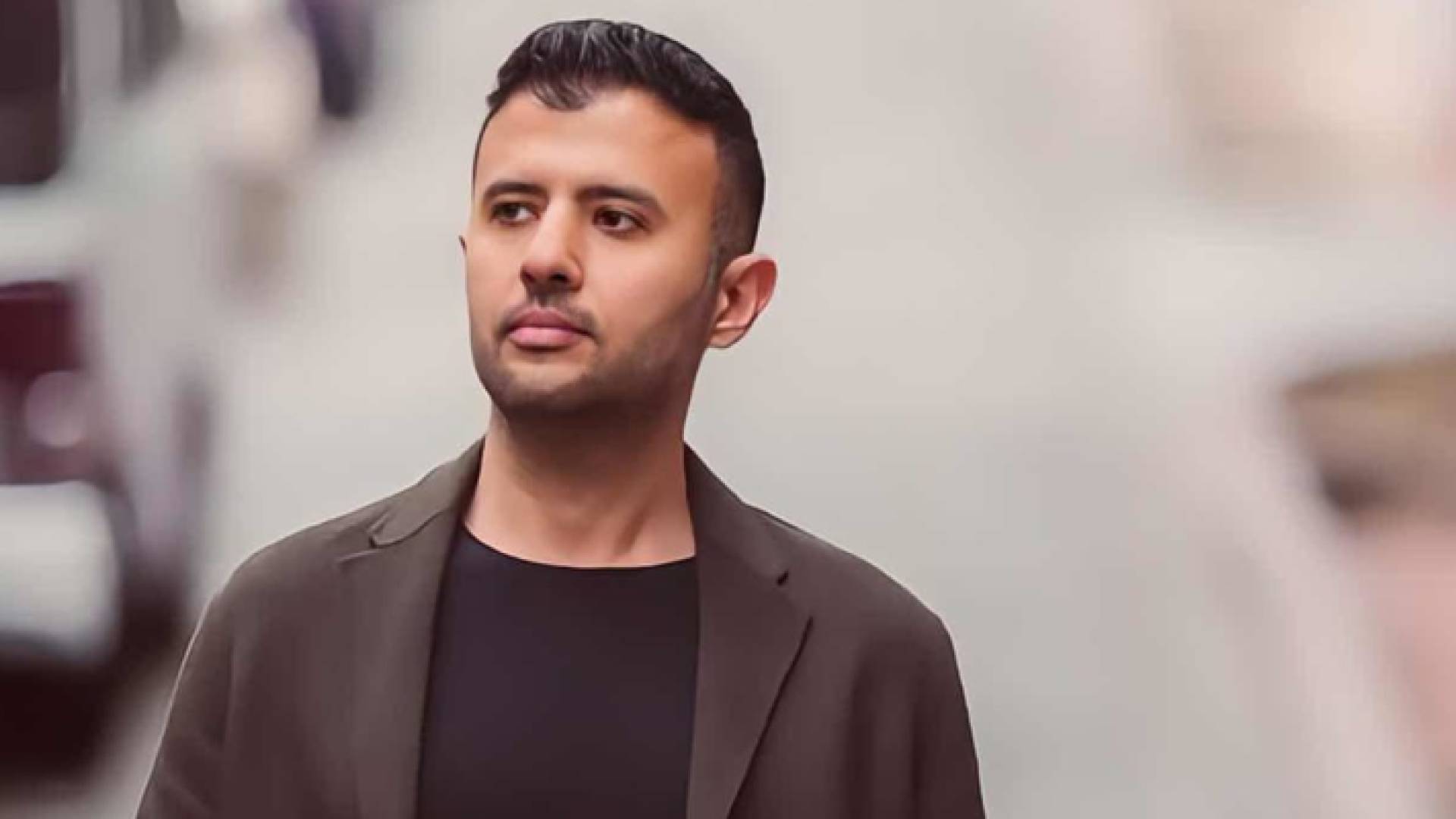 الفنان حمزة نمرة