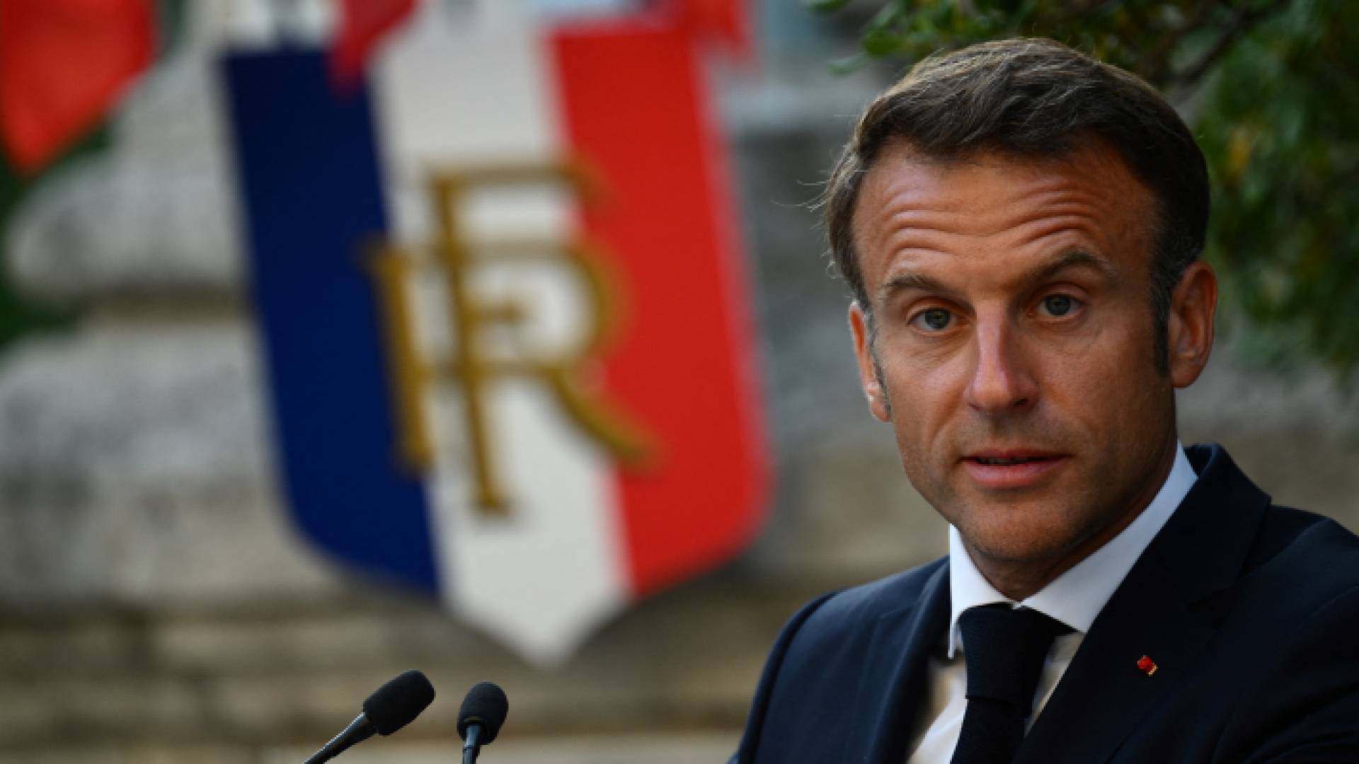الرئيس الفرنسي - إيمانويل ماكرون