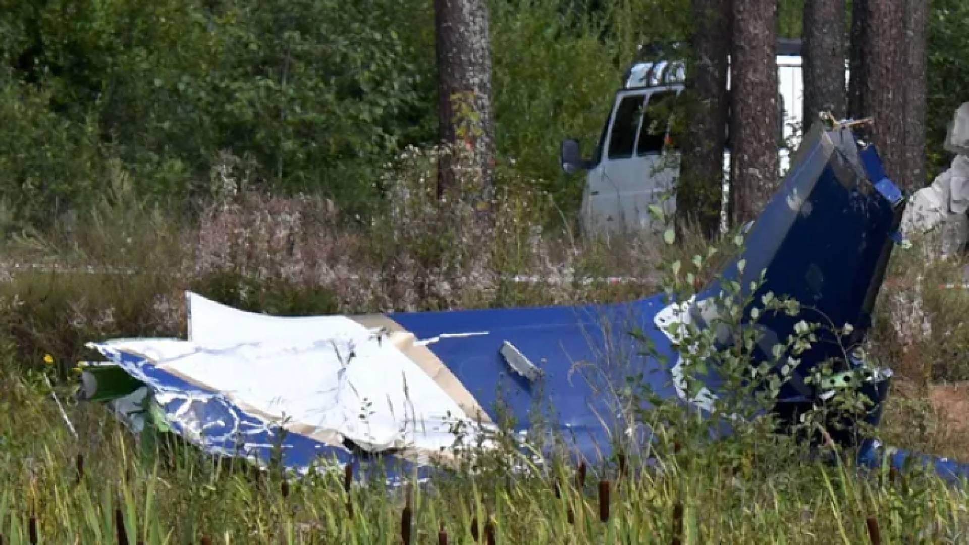 من تحطم الطائرة