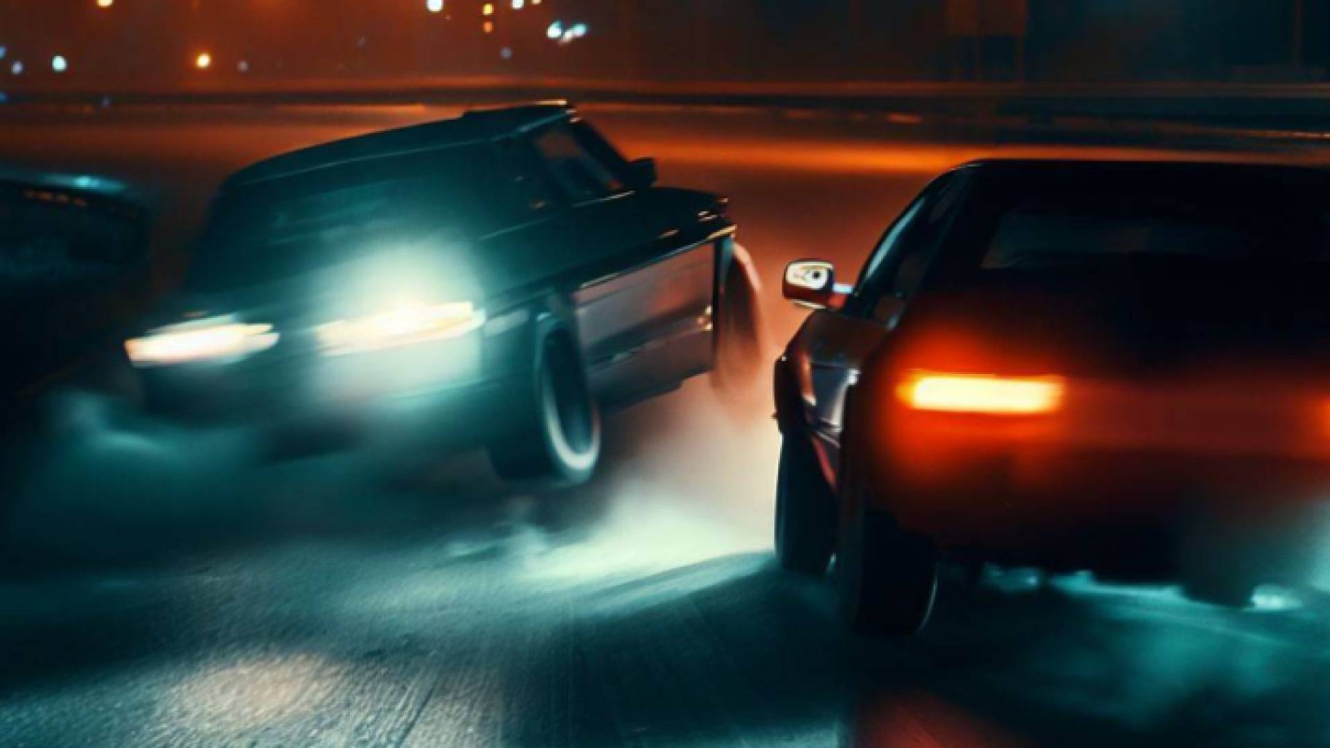 سباق سيارات في الشارع العام - تعبيرية