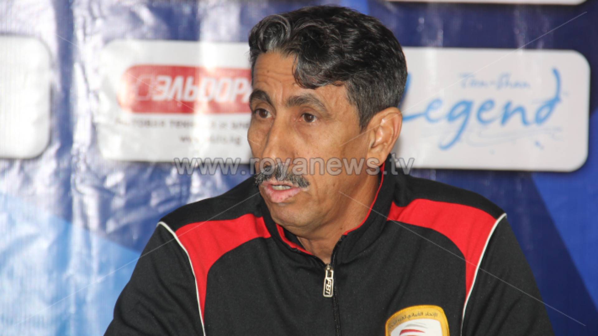 من مؤتمر صحفي