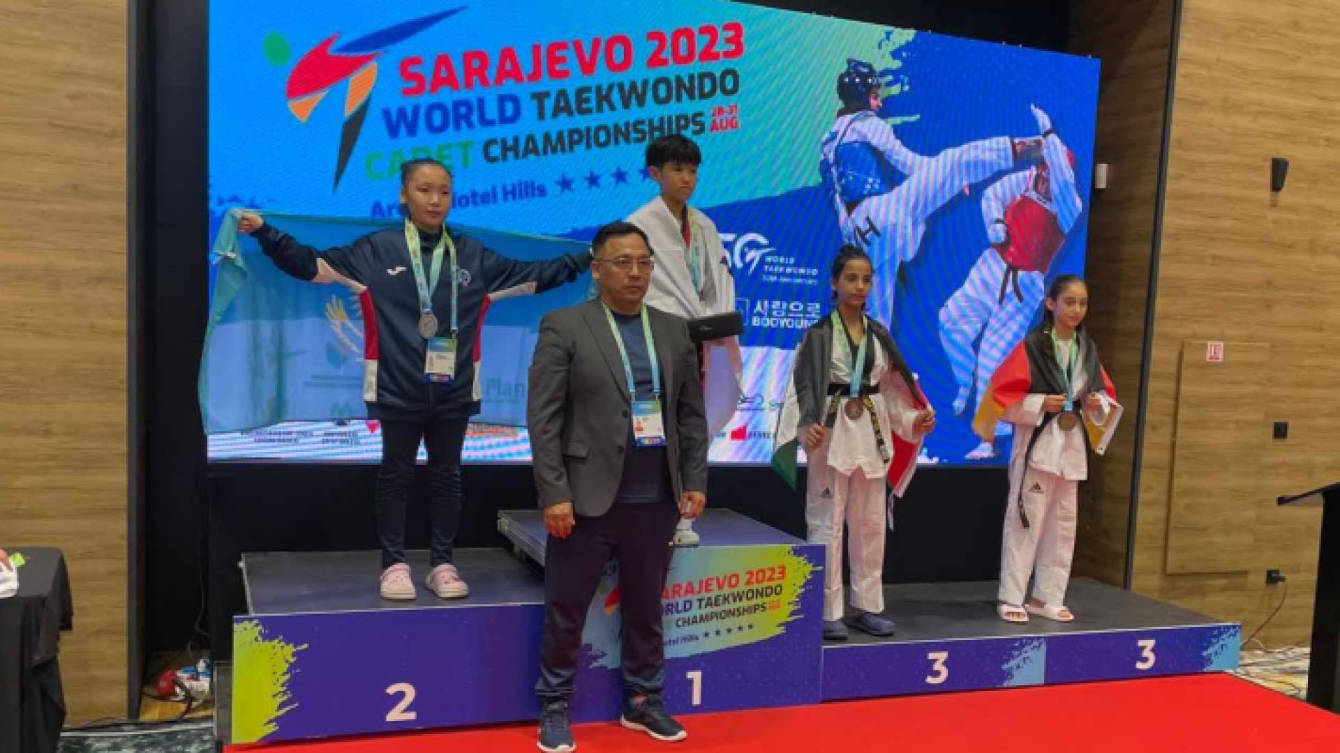 من المنافسات