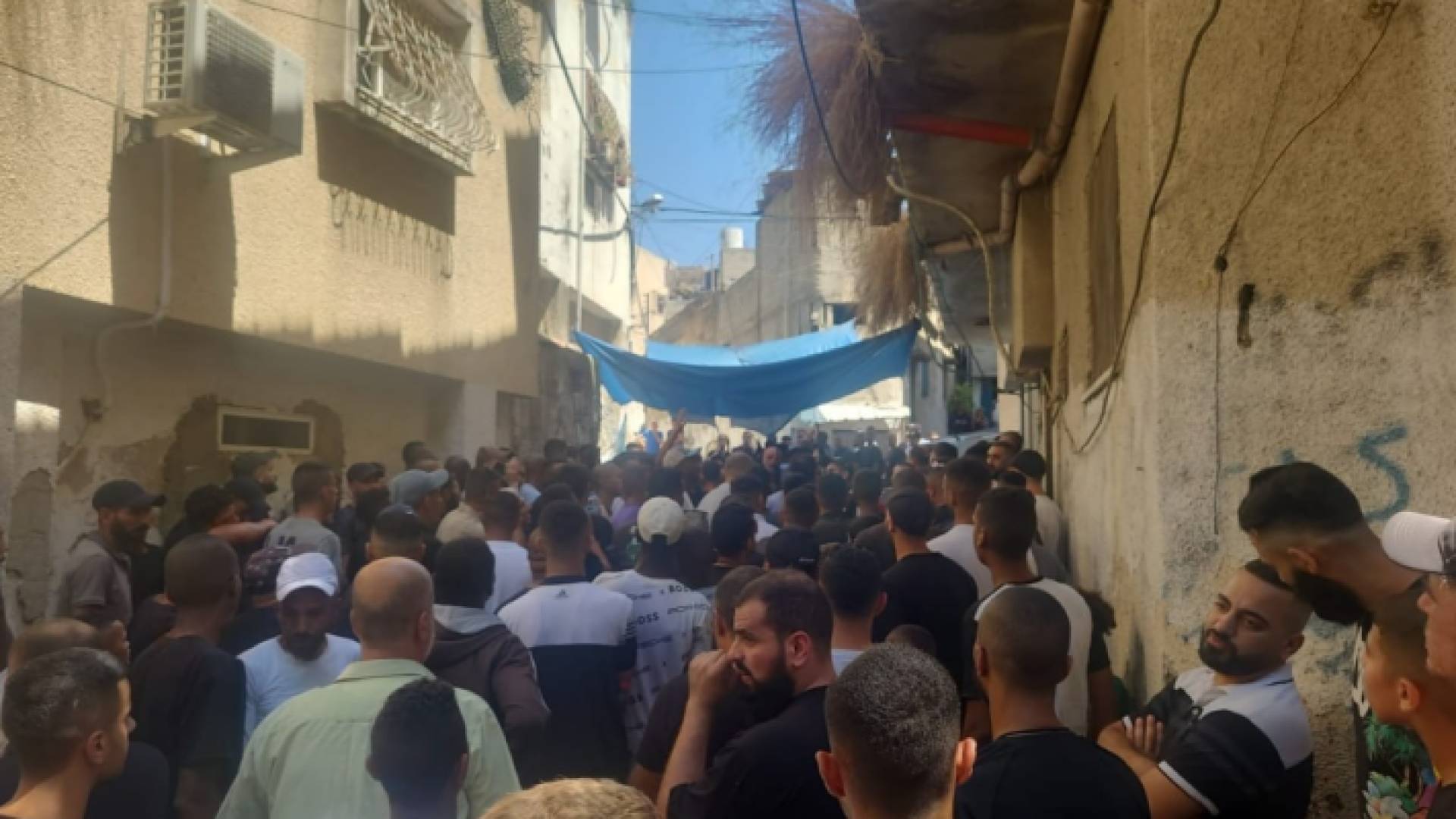 تشييع الشاب عبدالقادر زقدح في مخيم طولكرم