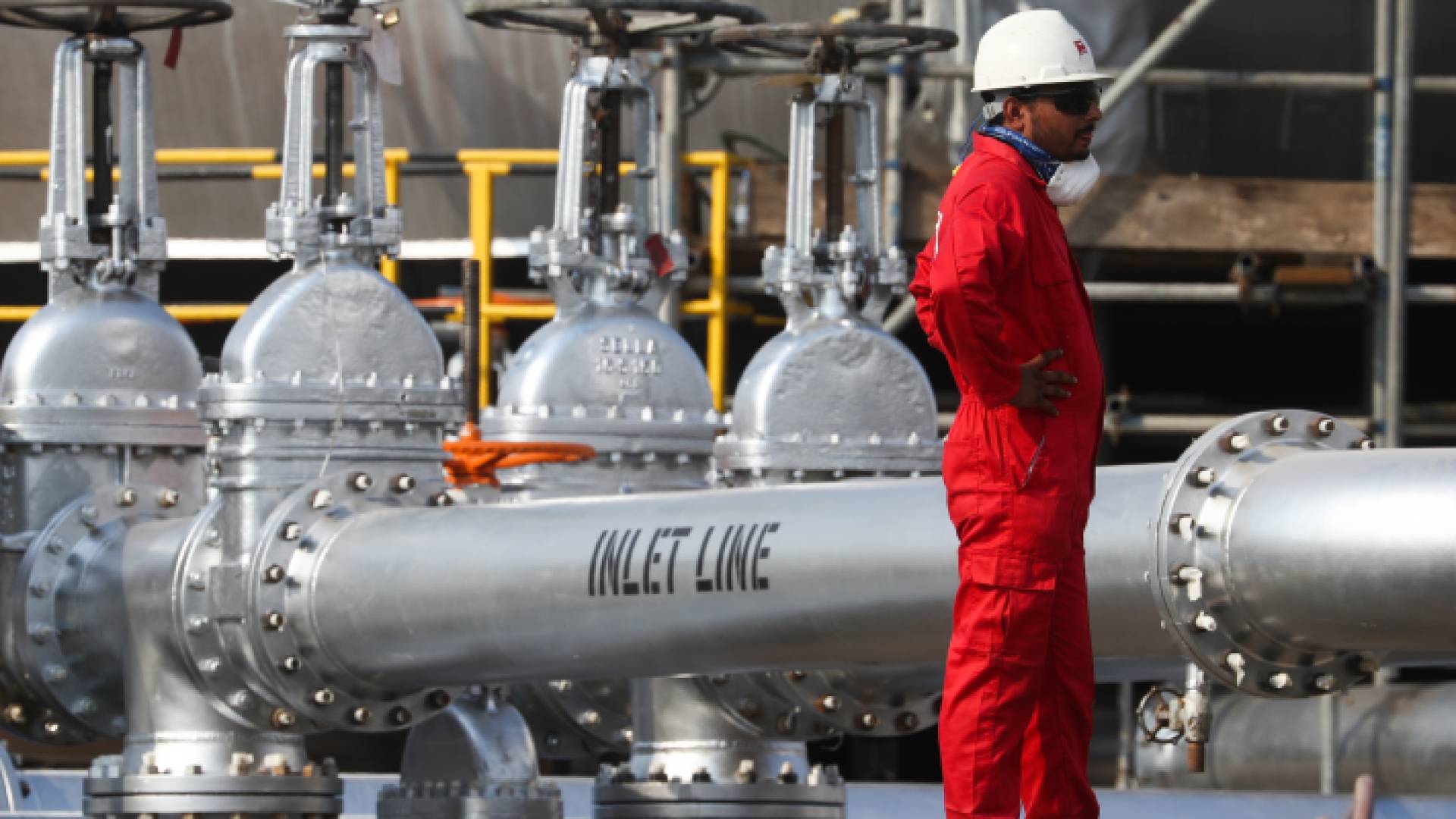 عامل في قطاع النفط