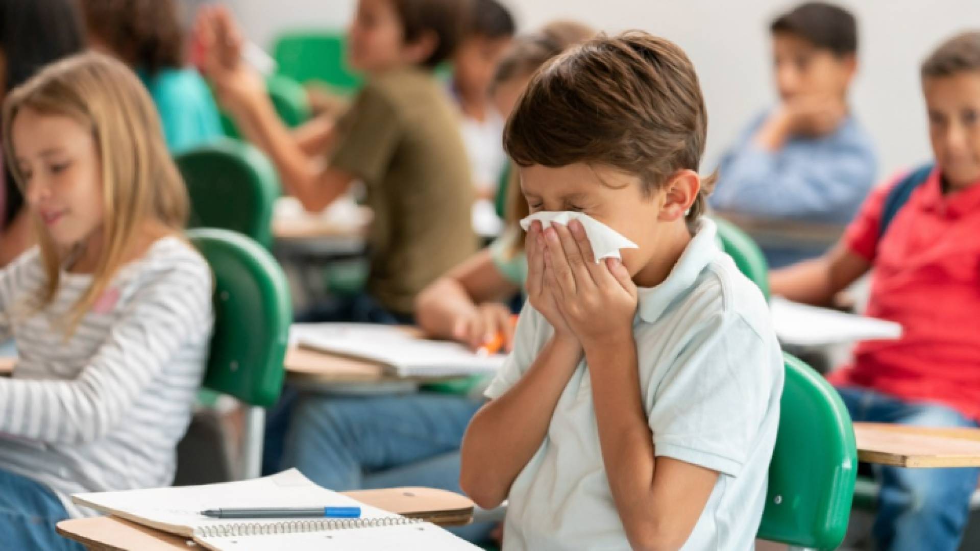 انتشار الفيروسات بين طلبة المدارس