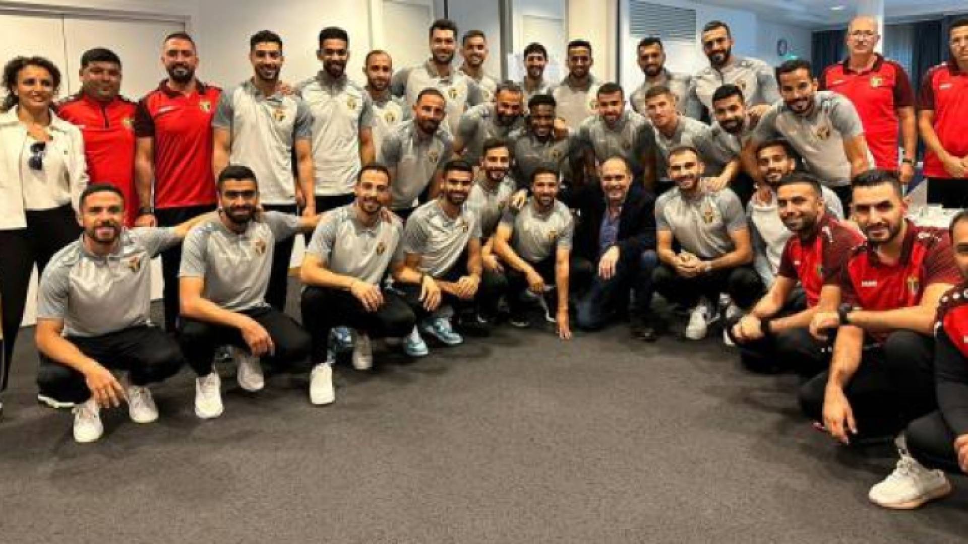 صورة لبعثة النشامى في أوسلو