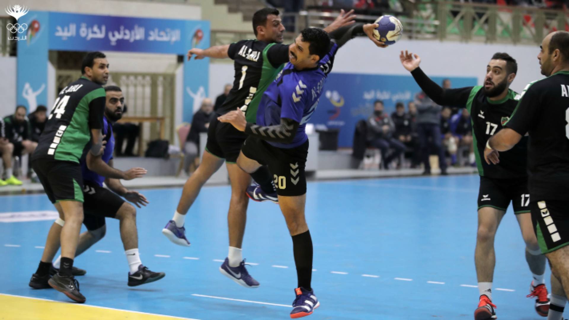 من مباراة سابقة بين الفريقين