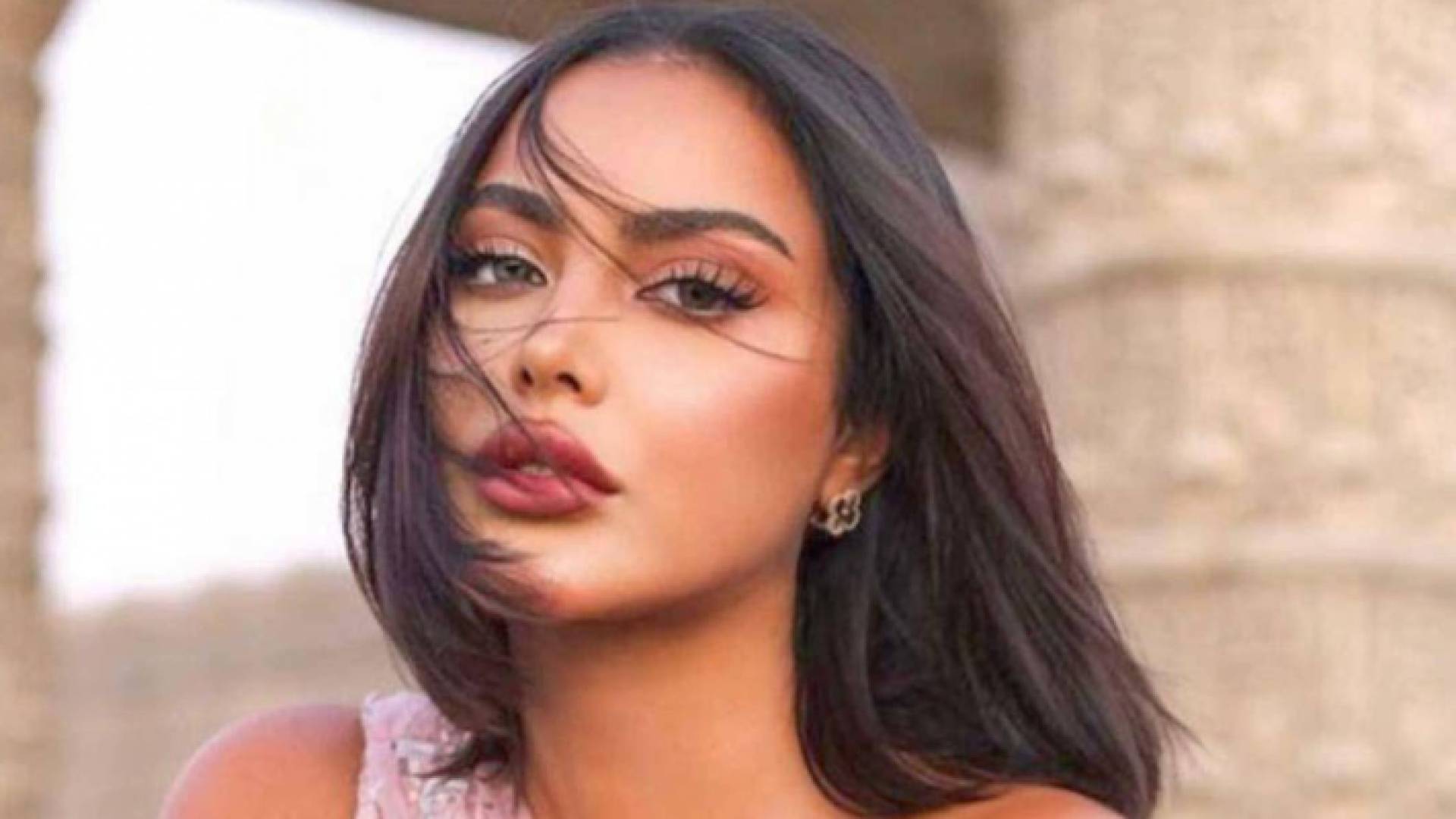 الفاشينيستا فاطمة المؤمن