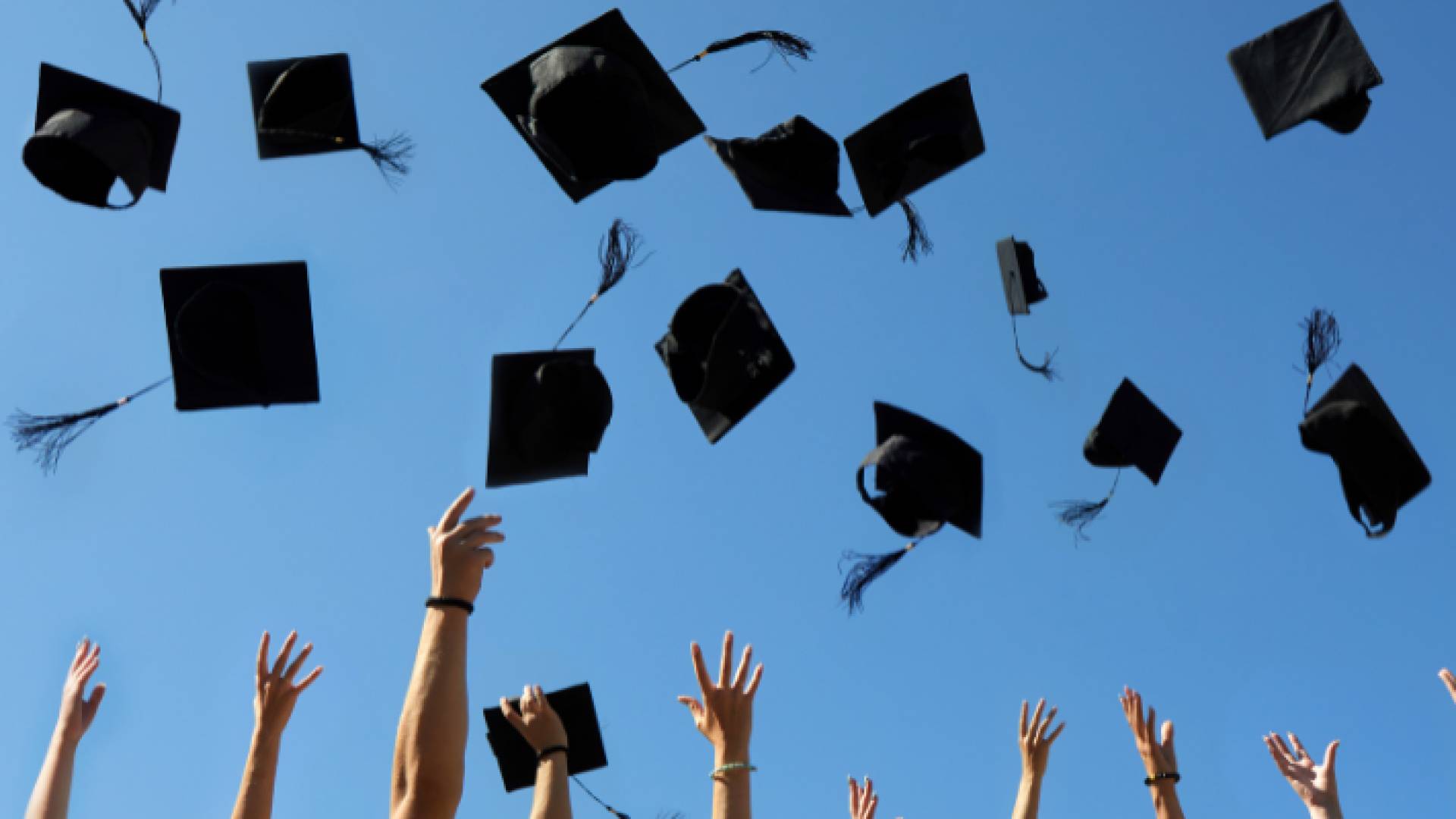 صورة تعبيرة للاحتفال بالنجاح