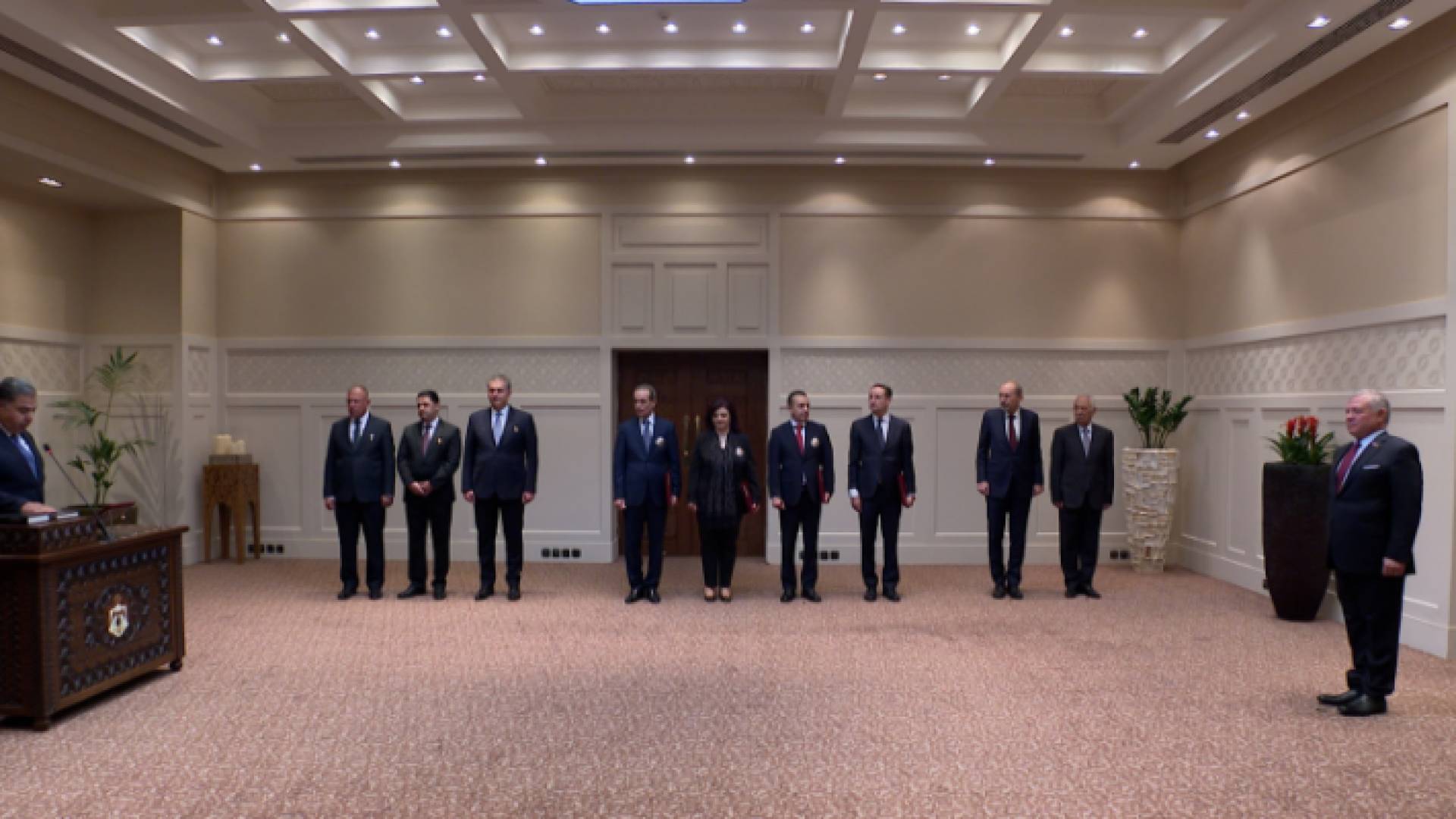 السفراء الجدد أثناء تأدية اليمين القانونية أمام جلالة الملك