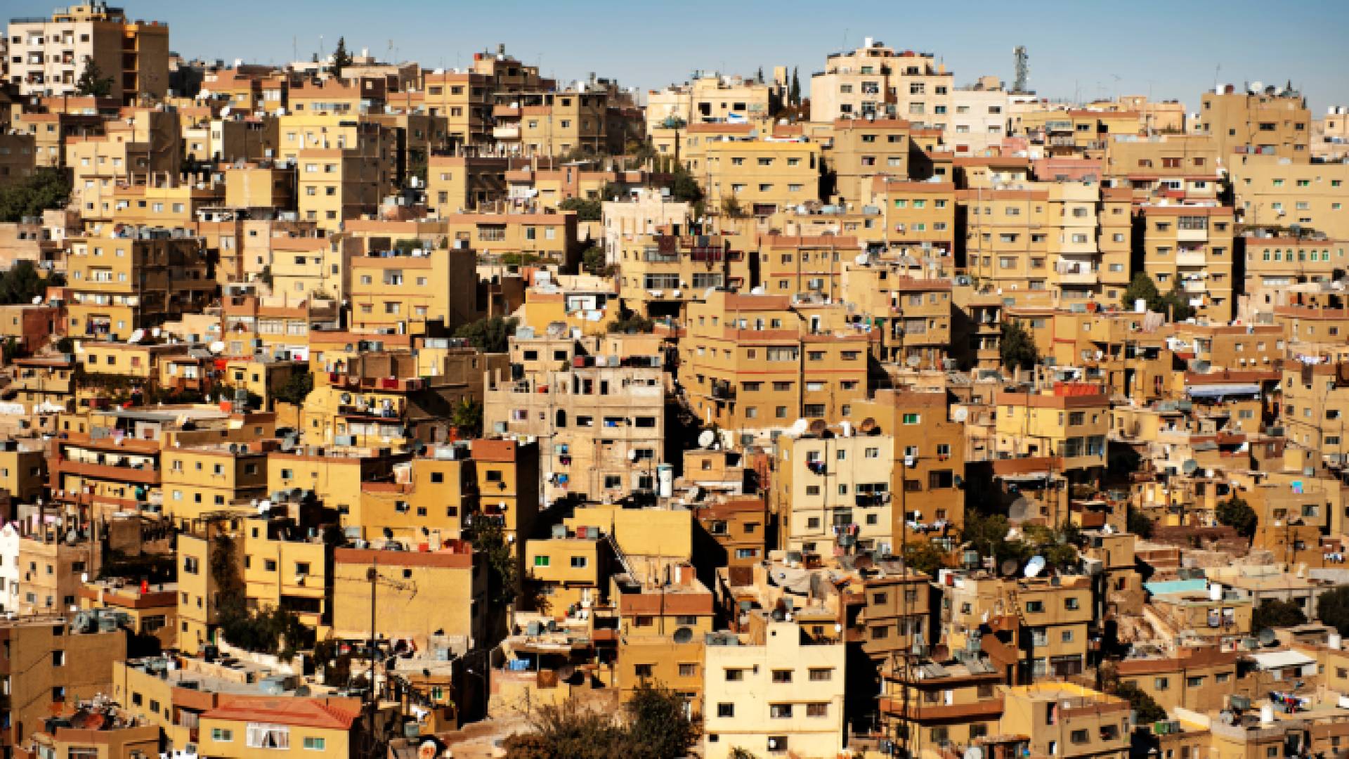 بنايات سكنية في إحدى أحياء العاصمة عمان