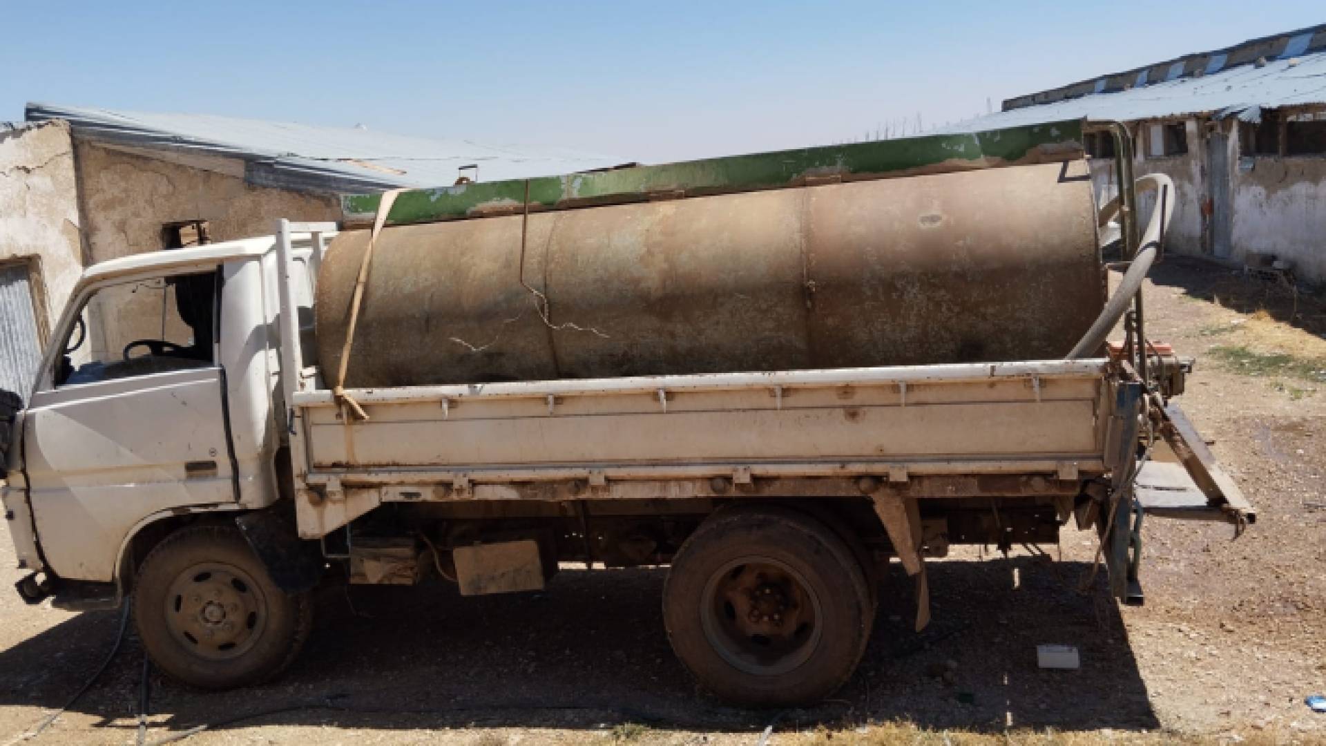 أحد الصهاريج التي تم ضبطها